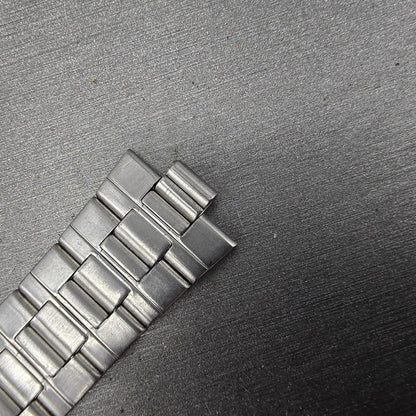 Seiko Bracelet 7mm Stainless Steel Silver Tone Tri Folding Clasp Vintage15