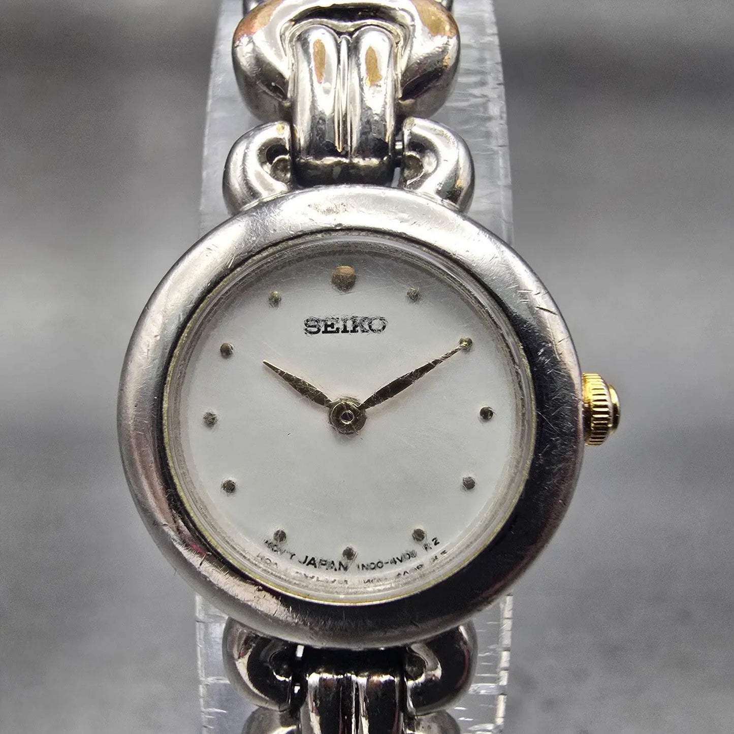 Seiko Watch Women 19mm White Dial Silver Two Round 1N00-1A39 New Battery VTG1