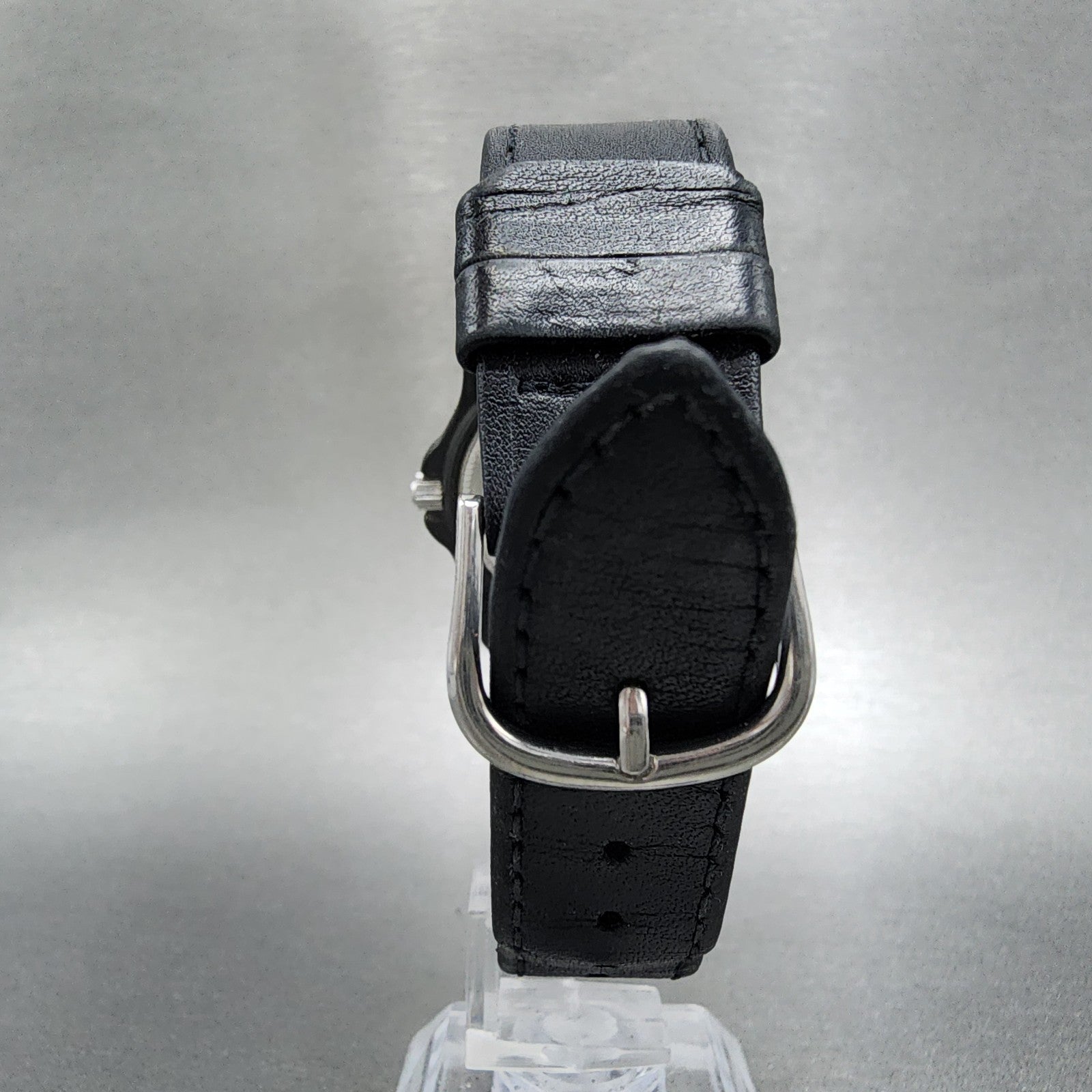 Victorinox Swiss Army Watch Women 33mm White Dial Black Tone Round New Battery7