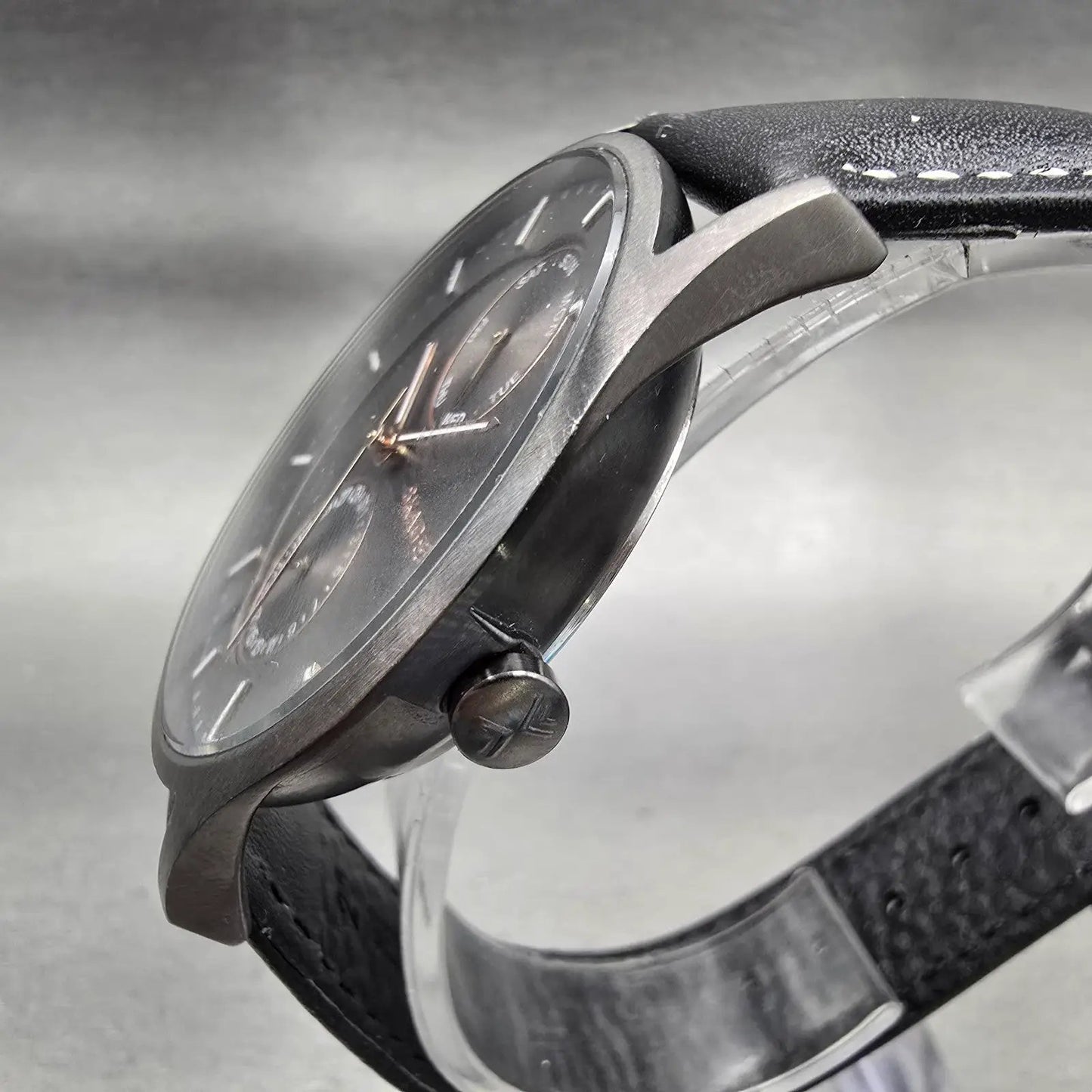 Skagen Holst Watch Men 40mm Gray Dial Gray Tone Daydate Round SKW6180 New Batt2