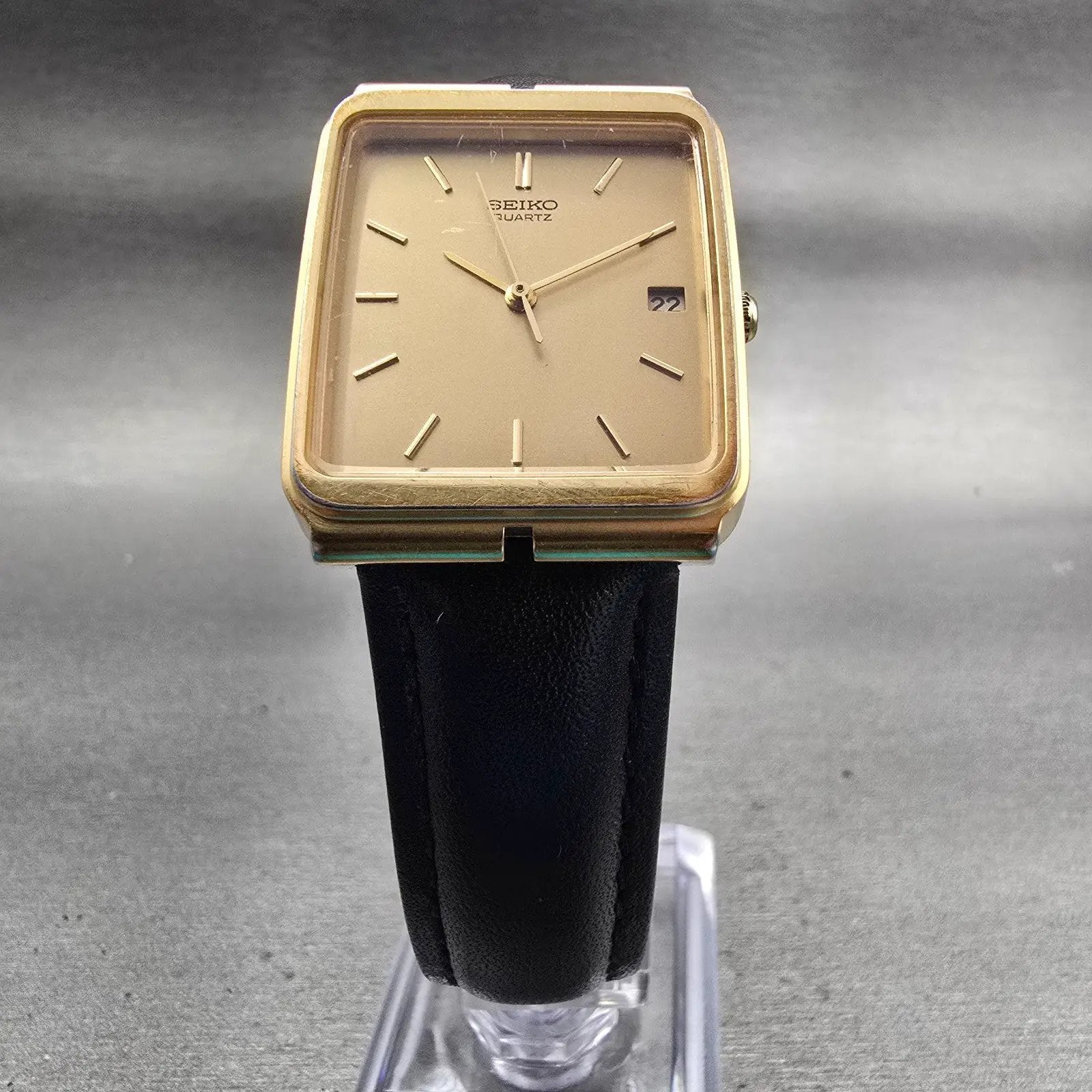 Seiko Watch Men 27mm Gold Dial Gold Tone Date Rectangle 5P32-5A79 New Battery5