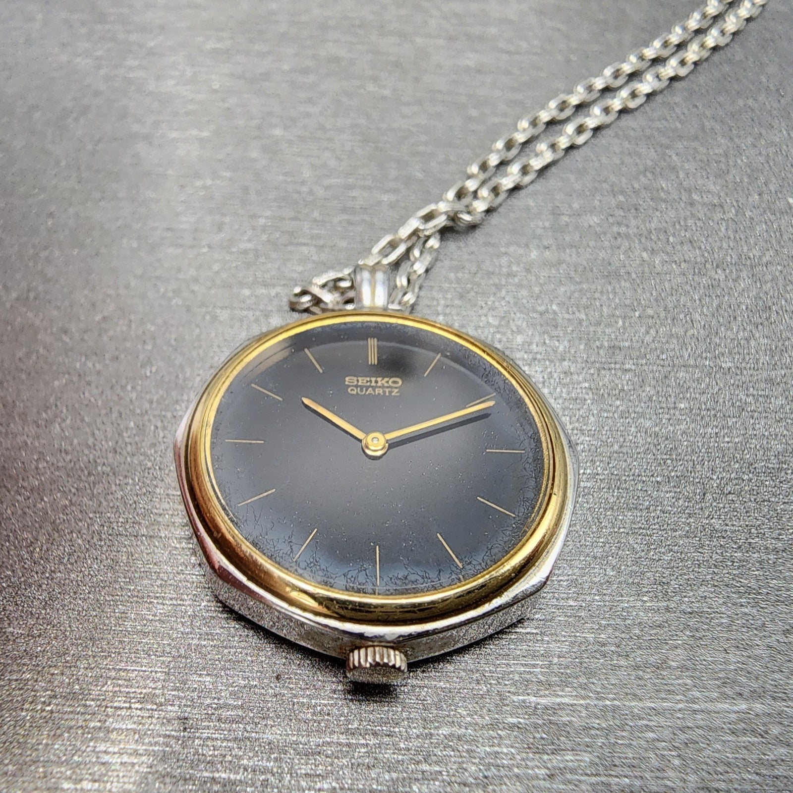 Seiko Necklace Watch Women 23mm Black Dial Two Tone 14000920 New Battery2