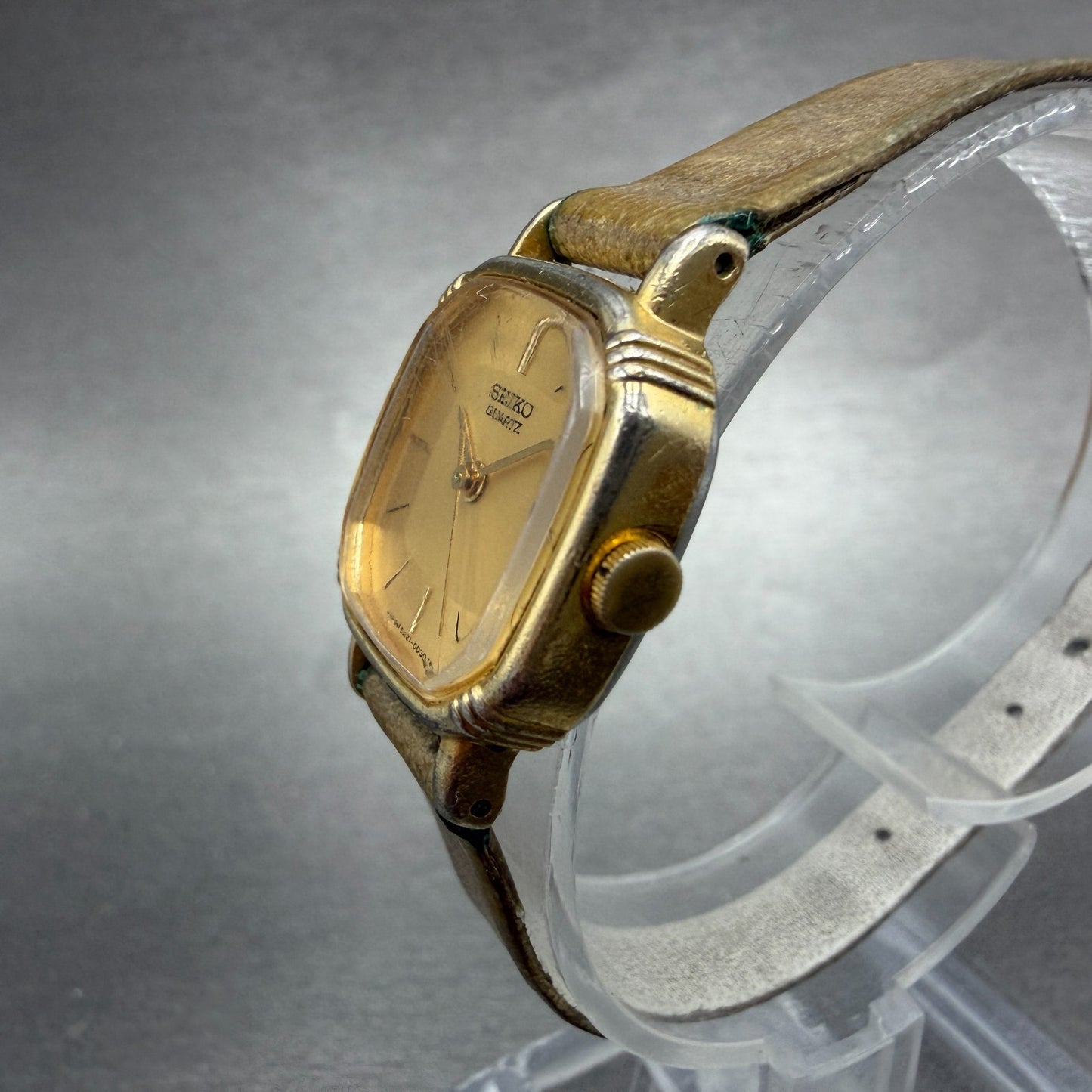 Seiko Watch Women 20mm Champagne Dial Gold Tone Rectangle 5421-5019 New Battery72