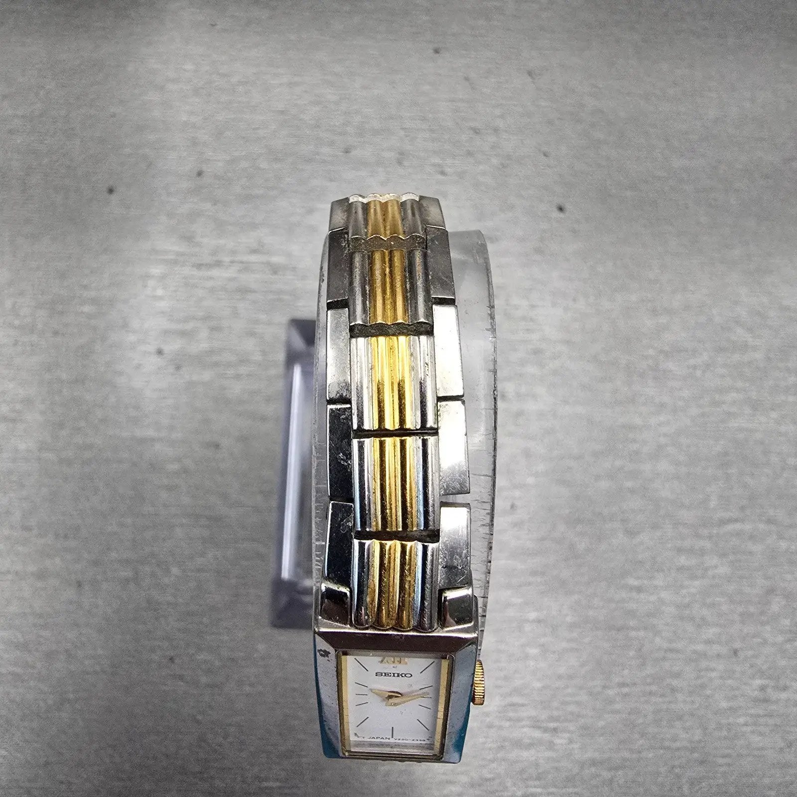 Seiko Watch Women 13mm White Dial Silver Tone Rectangle V220-5769 New Battery4