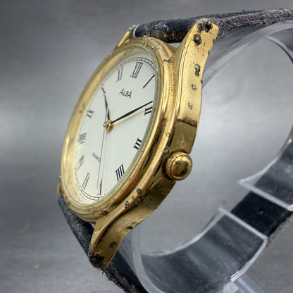 Seiko Alba Watch Unisex 33mm White Dial Gold Tone Round Y136-6A10 New Battery2