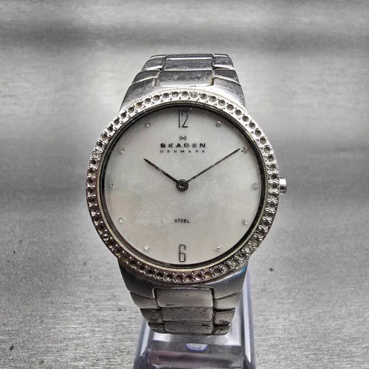 Skagen Watch Women 32mm MOP Dial Silver Tone Crystals Round 644LSSX1 New Battery0