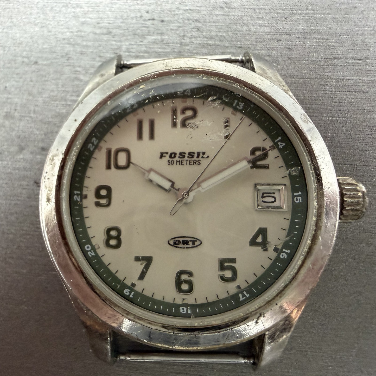 Fossil DRT Watch Men 37mm White Dial Silver Tone Date Round DT-4007 New Battery1