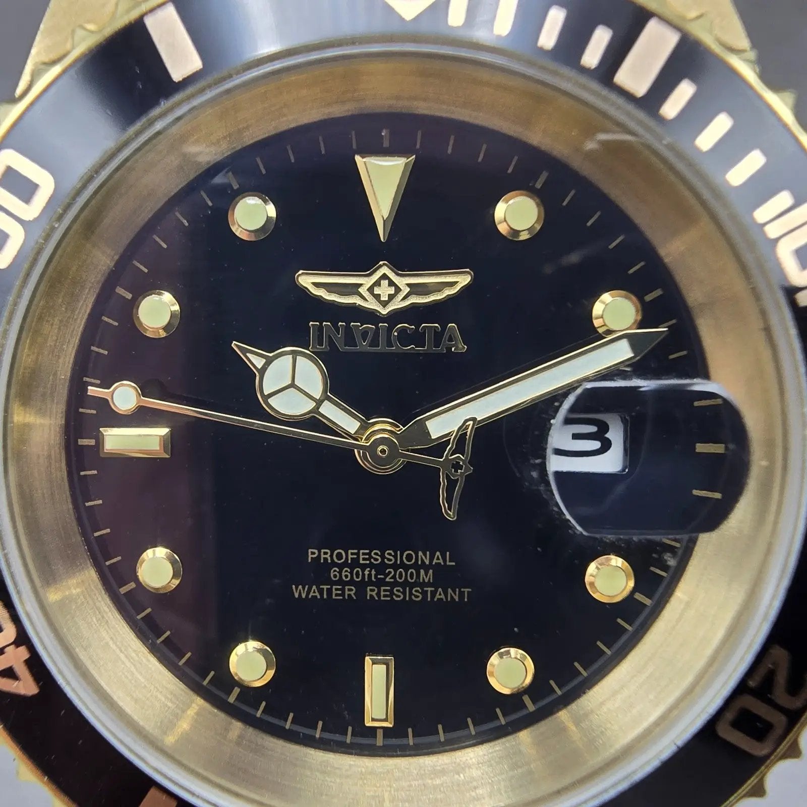 Invicta Pro Diver Watch Men 40mm Black Dial Gold Tone Date 26975 New Battery1