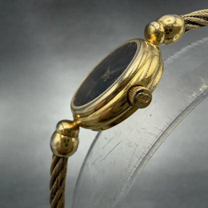 Gucci Watch Women 20mm Black Dial Gold Plated Round 2047L New Battery Vintage2