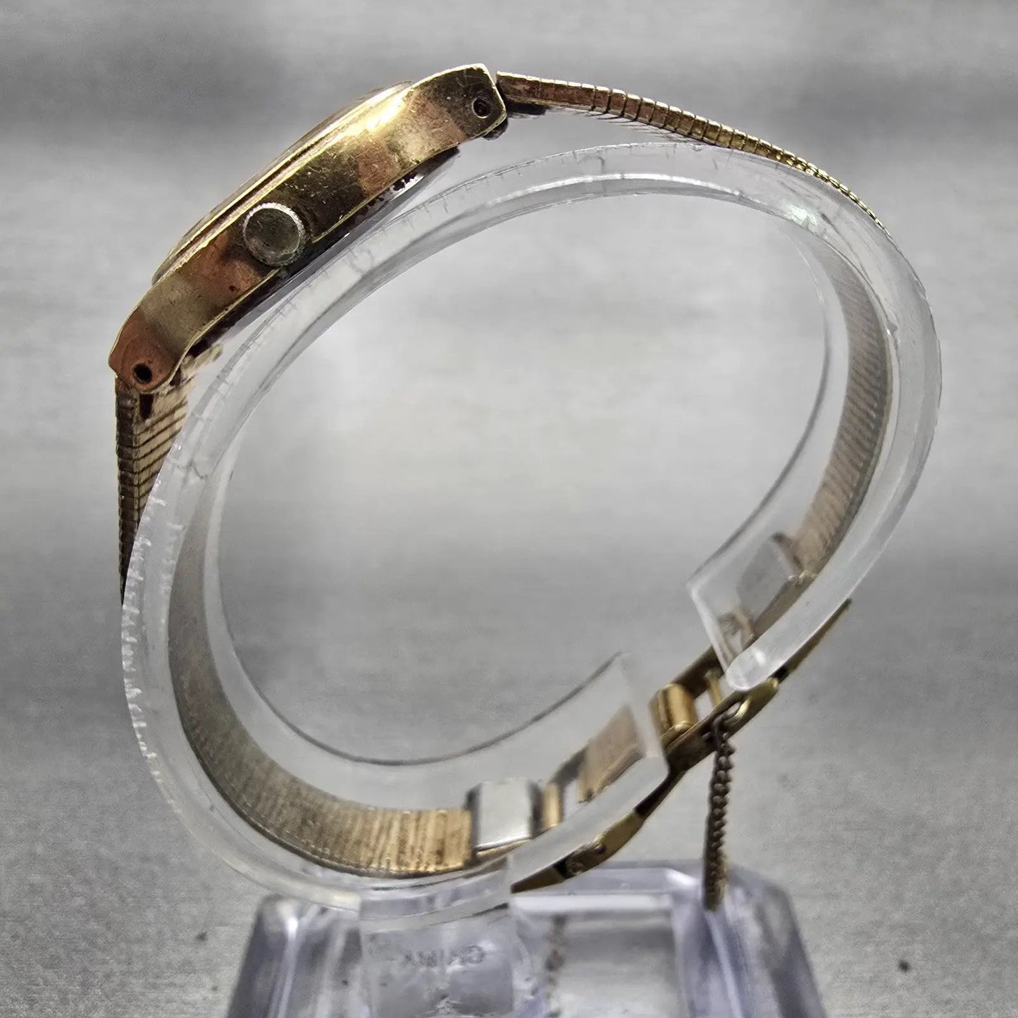 Seiko Watch Women 20mm Gold Dial Gold Tone Oval 2320-5359 New Battery Vintage6