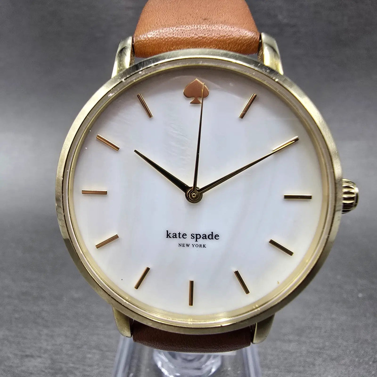Kate Spade Metro watch Women 34mm Mop Dial Gold Round KSW1142 New Battery0