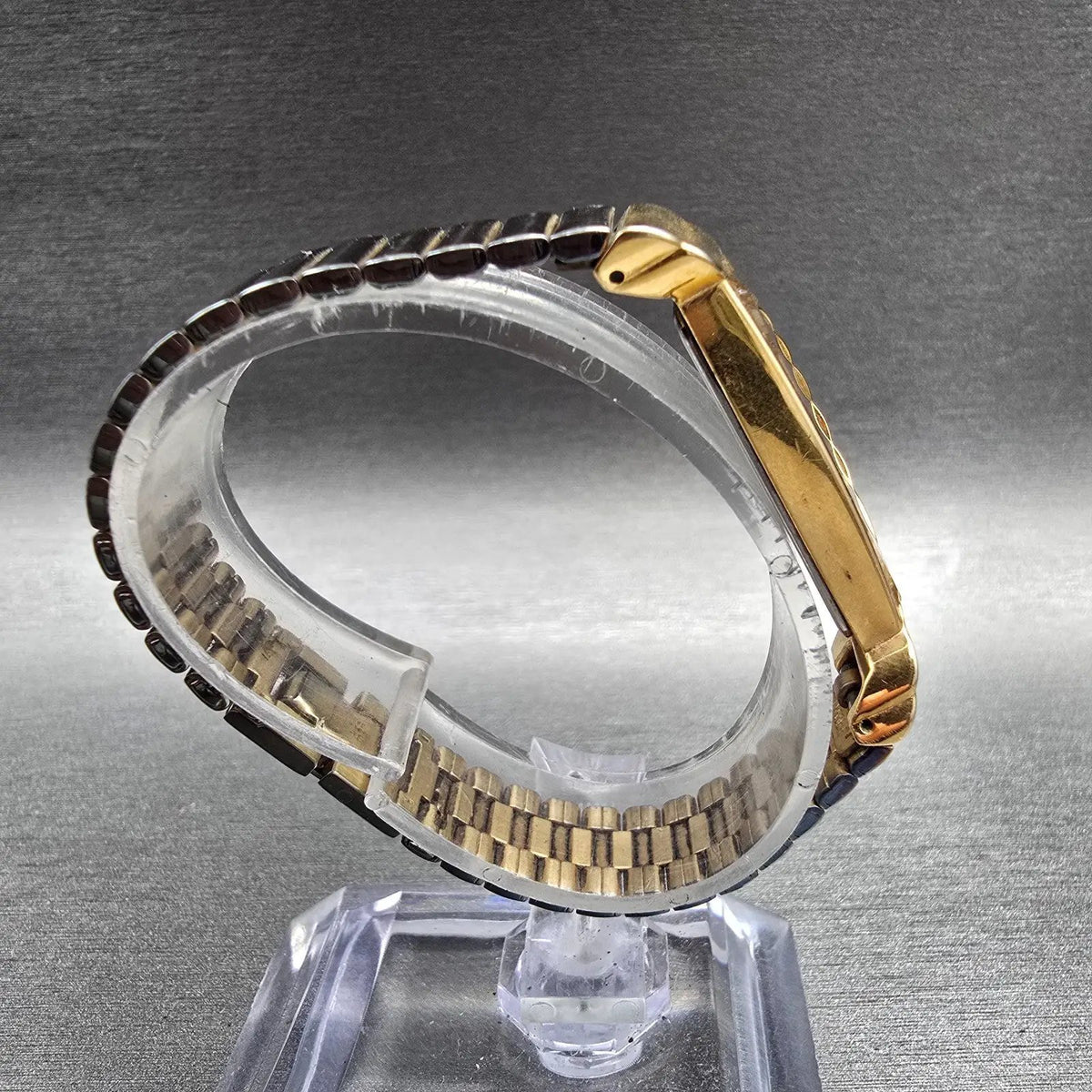 Seiko Half Moon Watch Women 15mm Black Dial Gold Asymmetrical 1F20-5D59 New Batt8