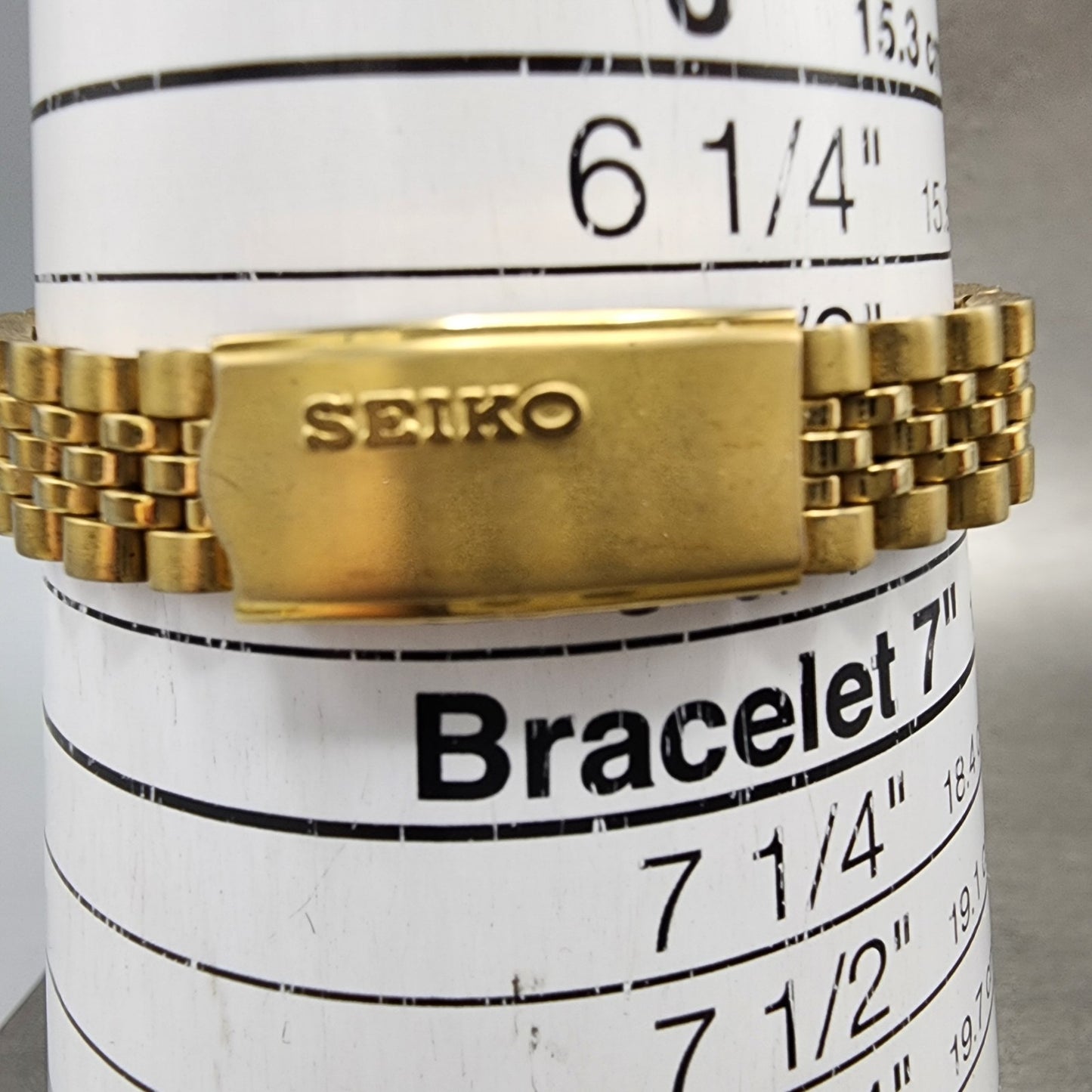 Seiko Watch Women 24mm Black Tone Gold Tone Daydate Round 7N830041 New Battery10