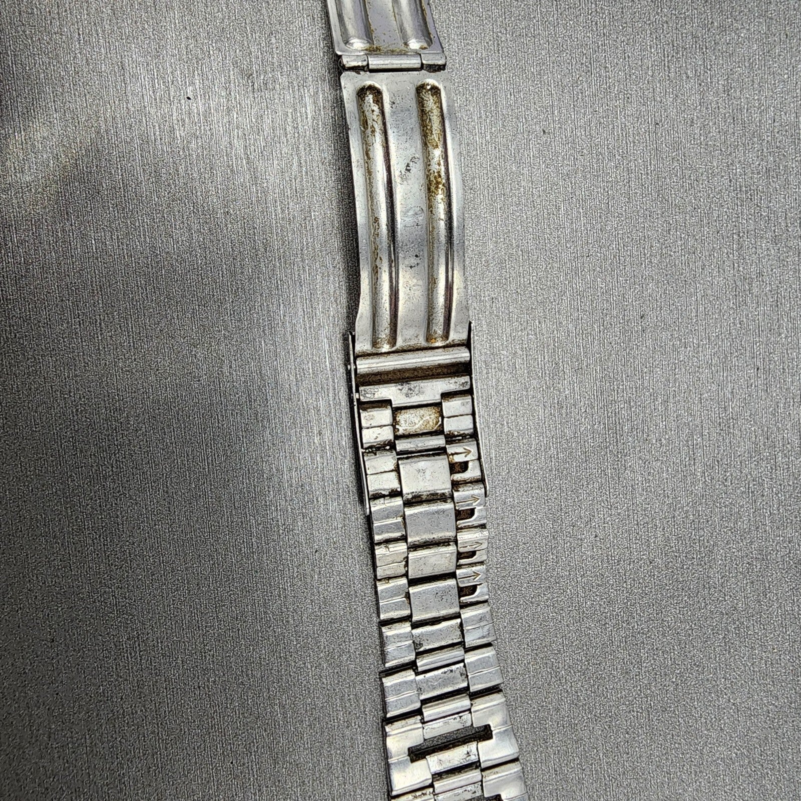VTG Seiko bracelet 22mm Stainless Steel Tri Folding Clasp Japan made READ!!!9