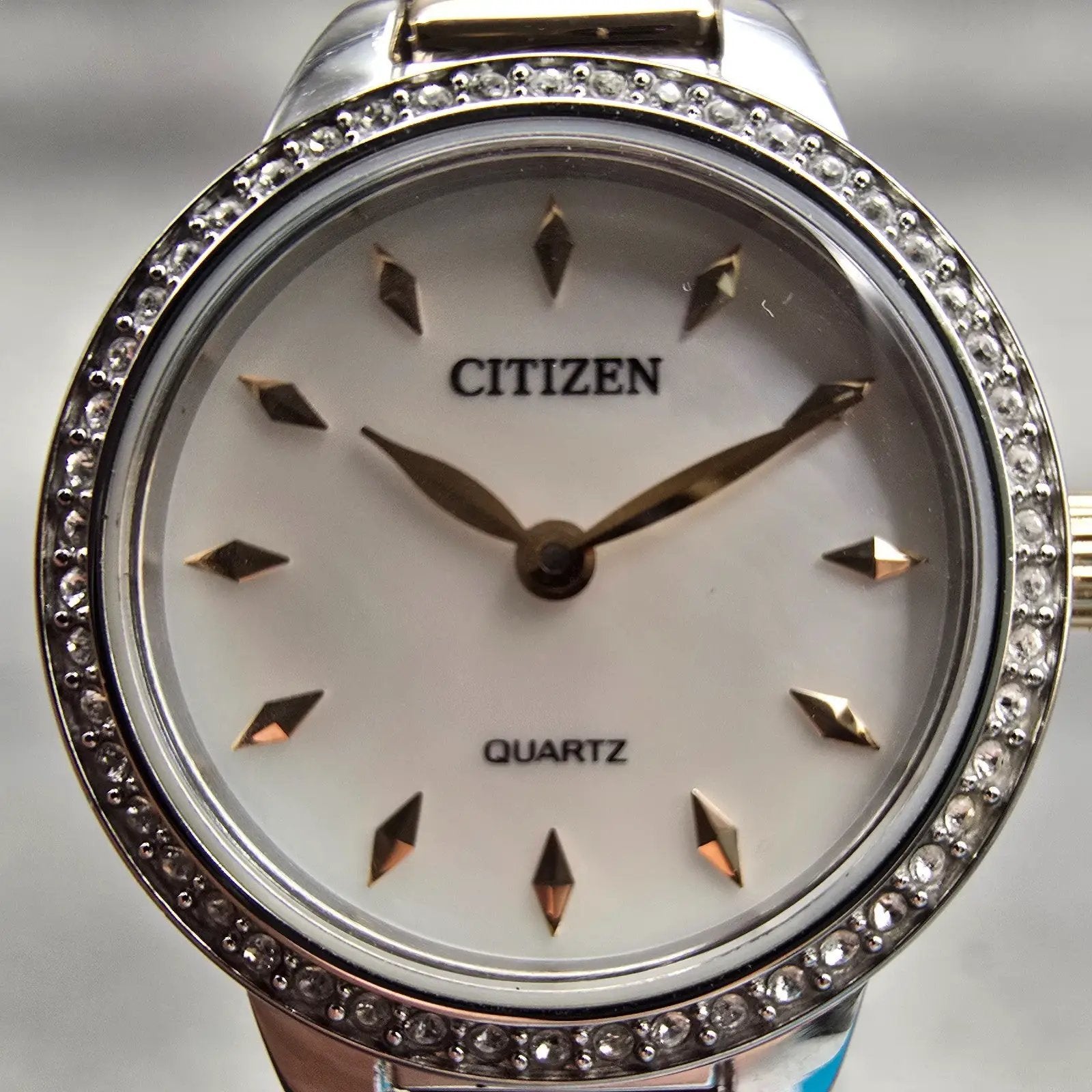 Citizen Watch Women 24mm MOP Dial Silver Tone Gemmed Round 9627-S121558 New Batt1