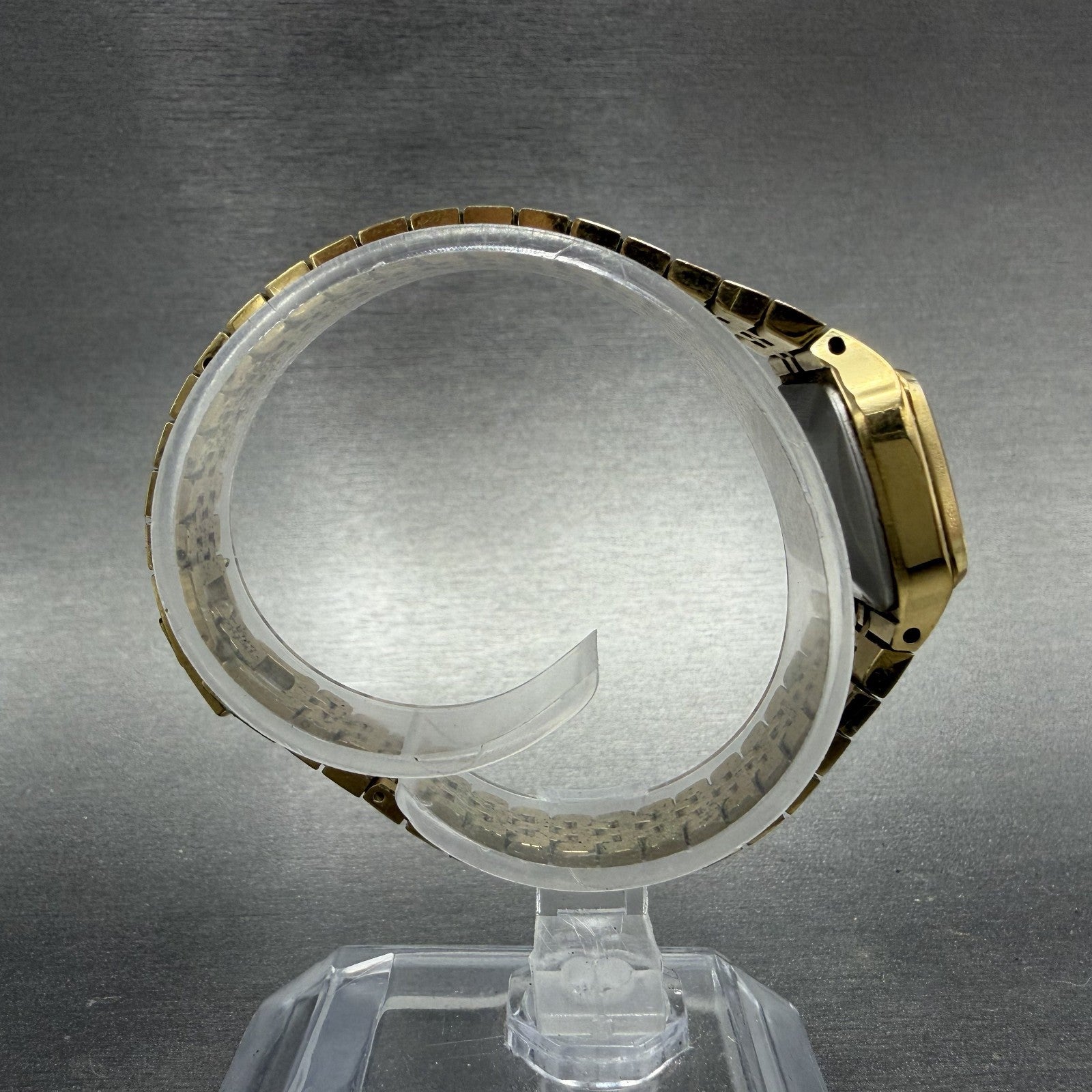 Seiko Digital Watch Women 23mm Gold Tone Month Date L012-4009 New Battery8