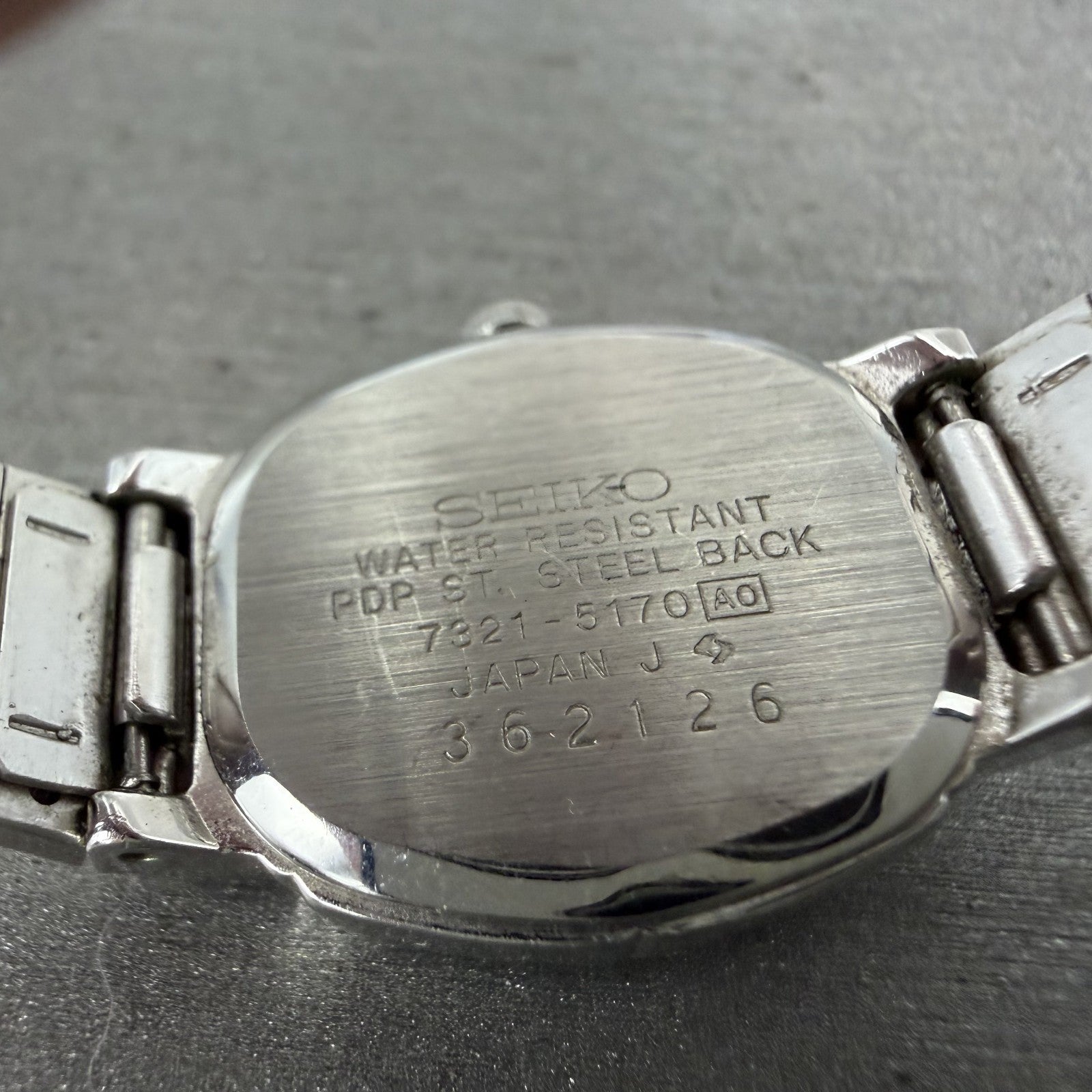 Seiko Watch Women 19mm Silver Dial Silver Tone Octagon 7321-5170 New Battery9