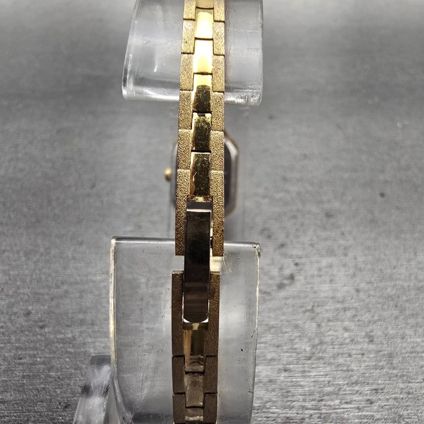 Citizen CQ Watch Women 13mm Champagne Dial Gold Tone 5421-S21389 New Battery VTG7