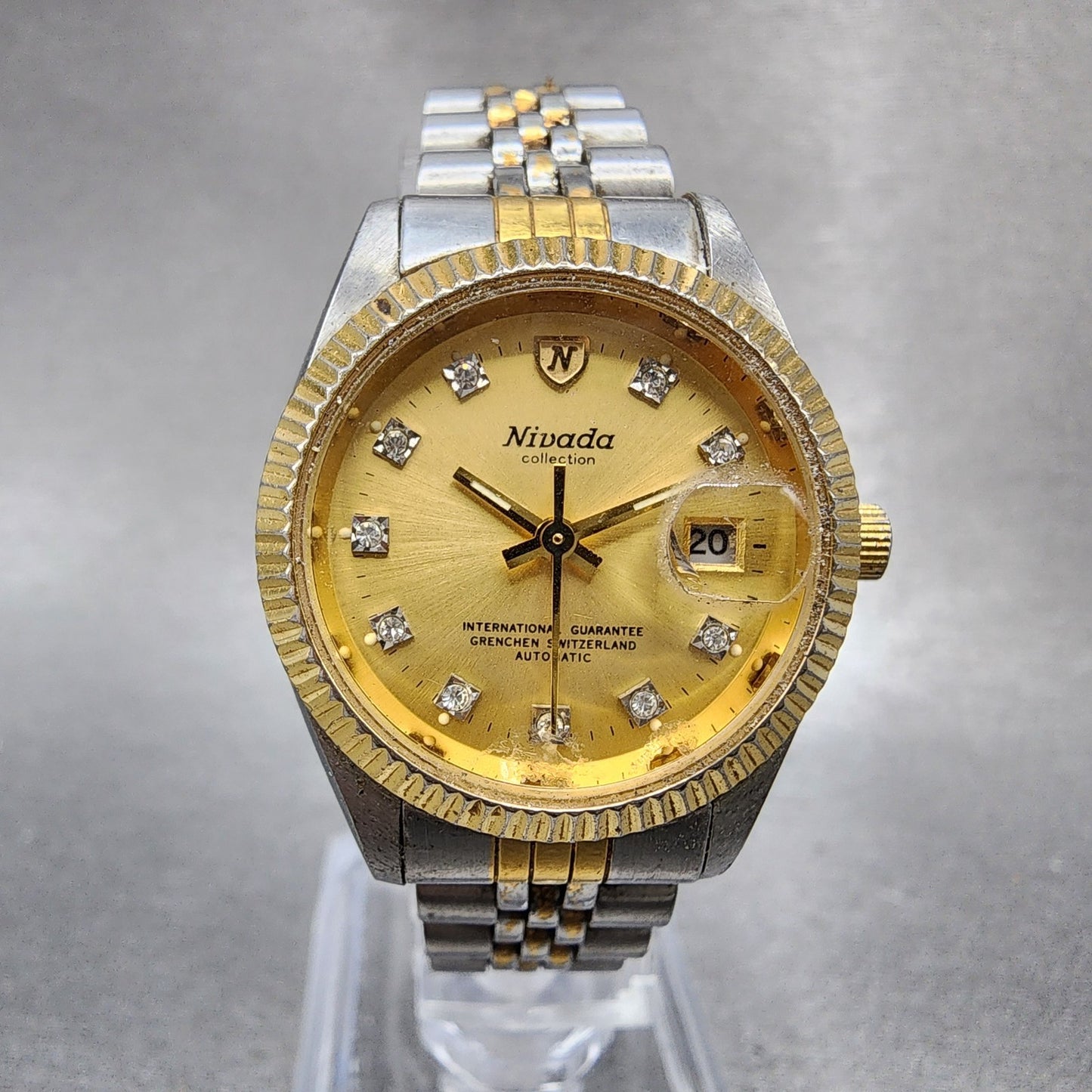 Nivada Watch Women 26mm Gold Dial Two Tone Date Round Automatic N93012L Runs0