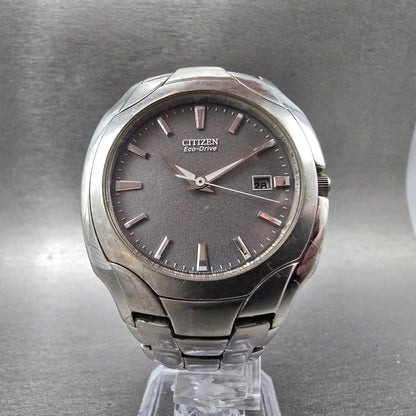Citizen Eco-Drive Watch Men 39mm Silver Dial Silver Tone Date E111-S022240 RunsT5
