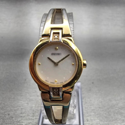 Seiko Watch Women 20mm MOP Dial Gold Tone Round 1N00-0GN0 New Battery Vintage0