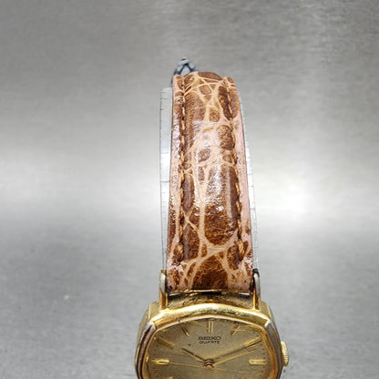 Seiko Watch Women 22mm Champagne Dial Gold Tone Octagon 14215140 New Battery4