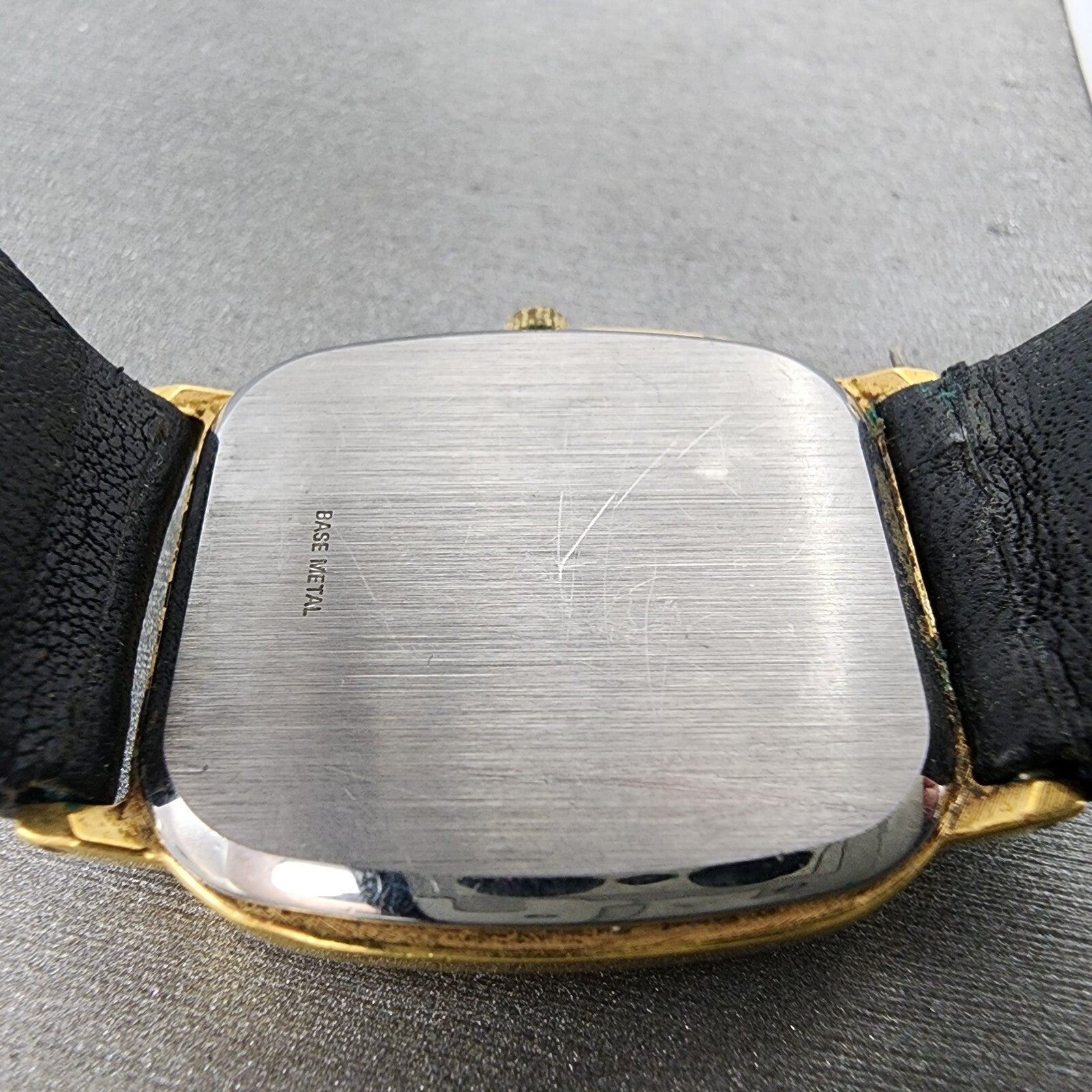 Wittnauer Tank Watch Men 26mm Champagne Dial Gold Tone Rectangle New Battery10