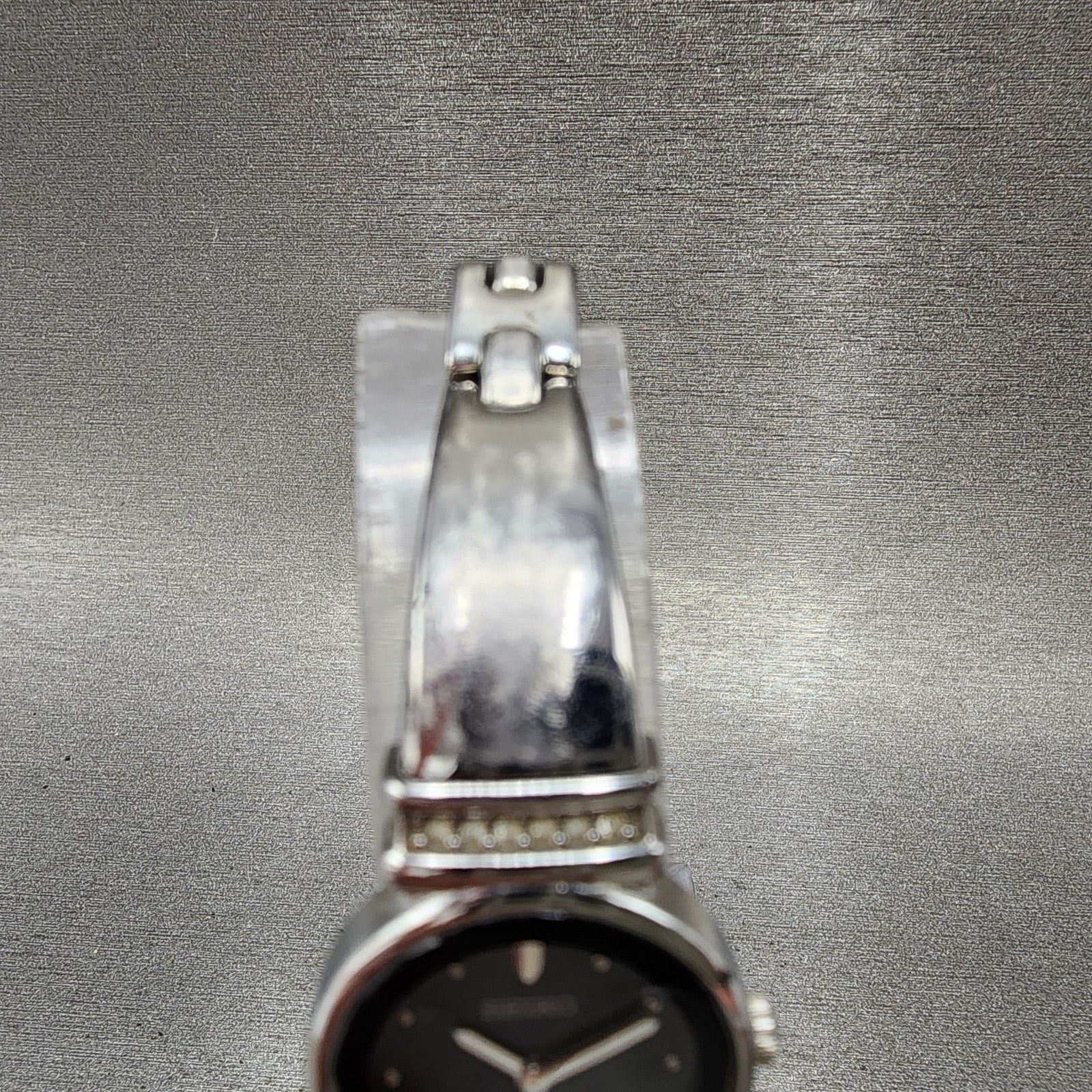 Seiko Watch Women 21mm Black Dial Silver Tone Round 1N000SC0 New Battery4