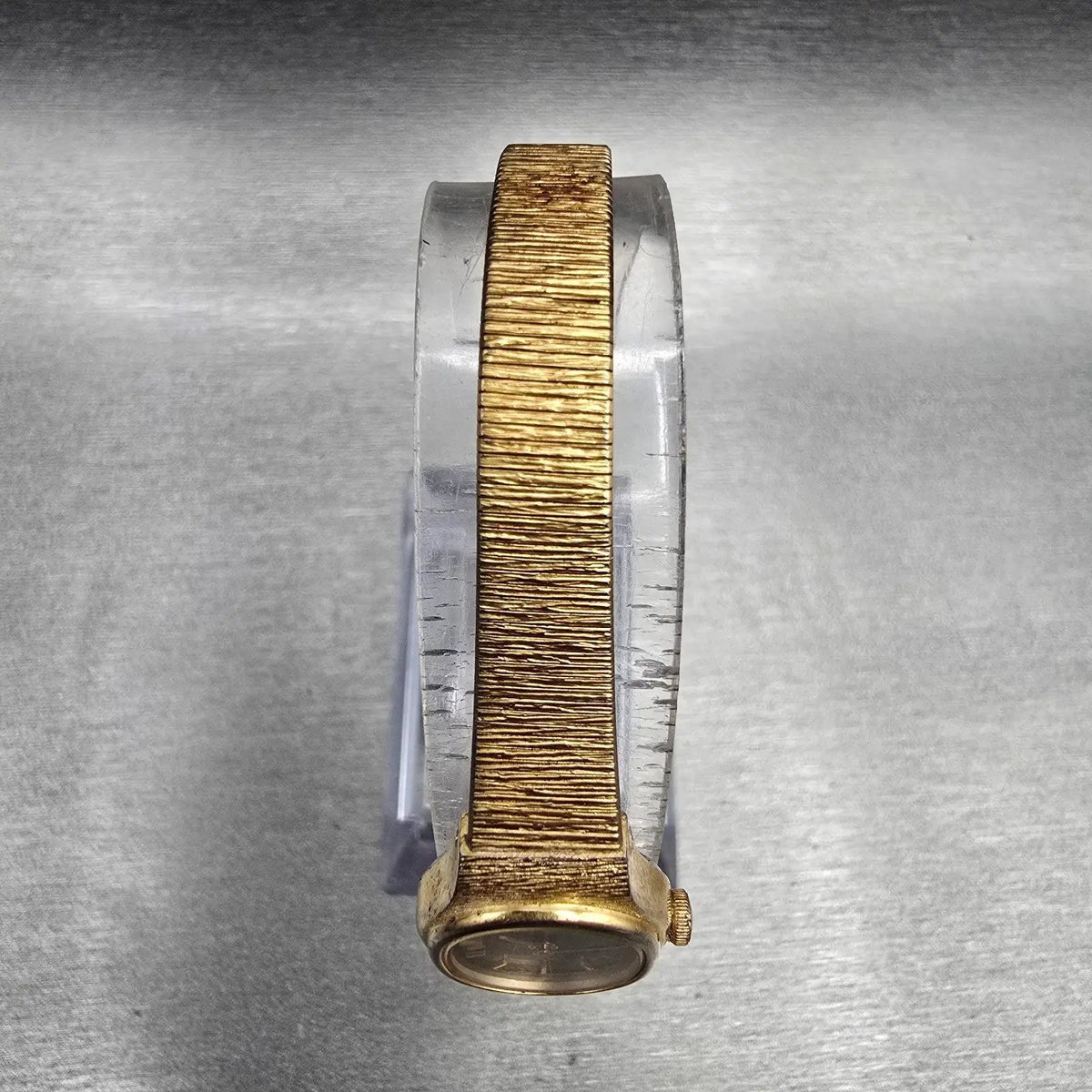 Citizen CQ Watch Women 16mm Black Dial Gold Tone Oval 5920-S49615 New Battery 844
