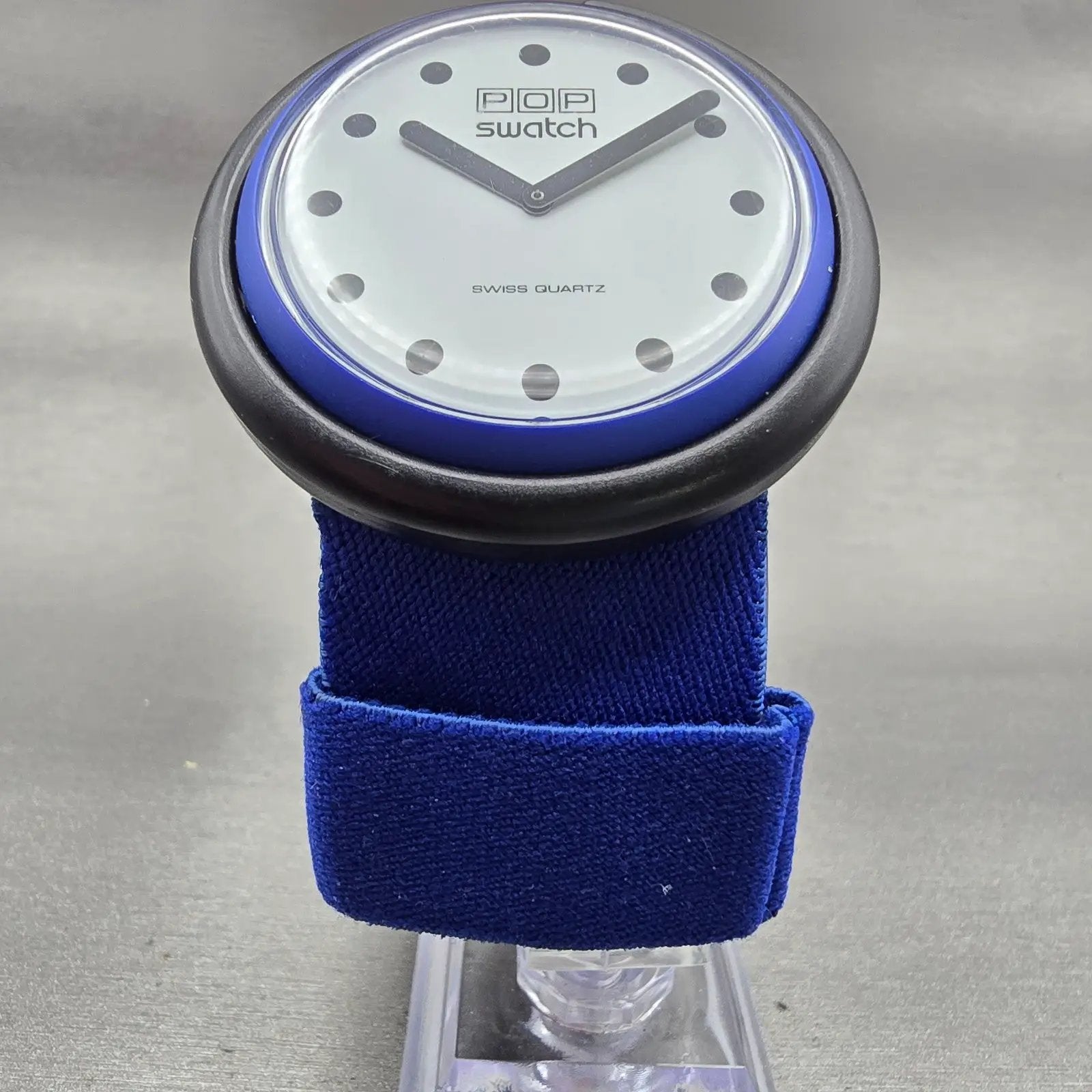 Pop Swatch BLUE RIBBON Watch Unisex White Dial Blue Case Round BS001 New Battery5