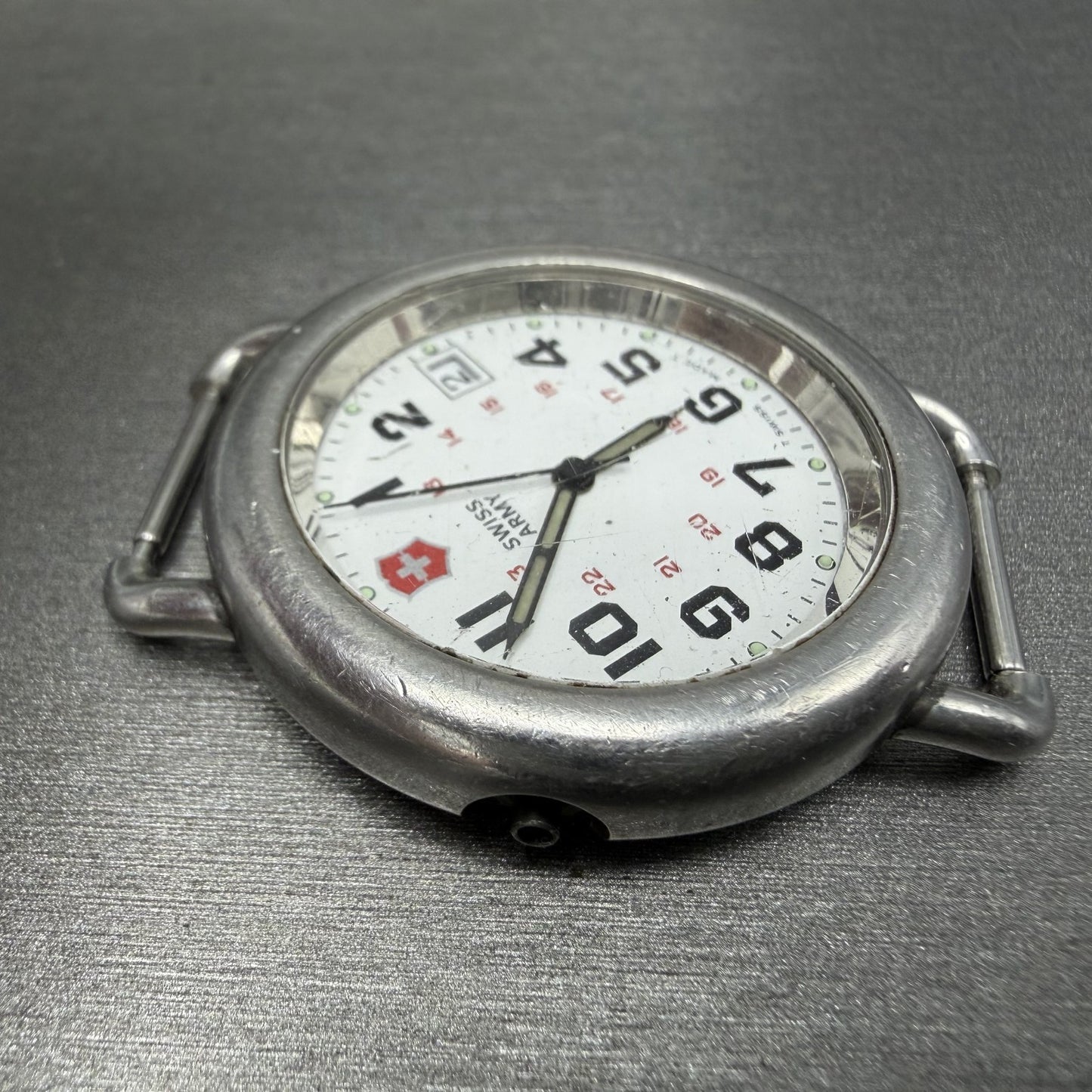 Victorinox Swiss Army Calvary Watch Men 37mm White Dial Steel NO CASEBACK PARTS6