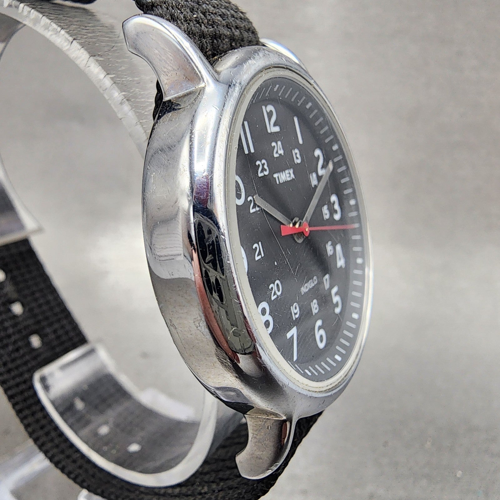 Timex Weekender Watch Men 38mm Cream Dial Silver Tone Indiglo READ!! New Battery3