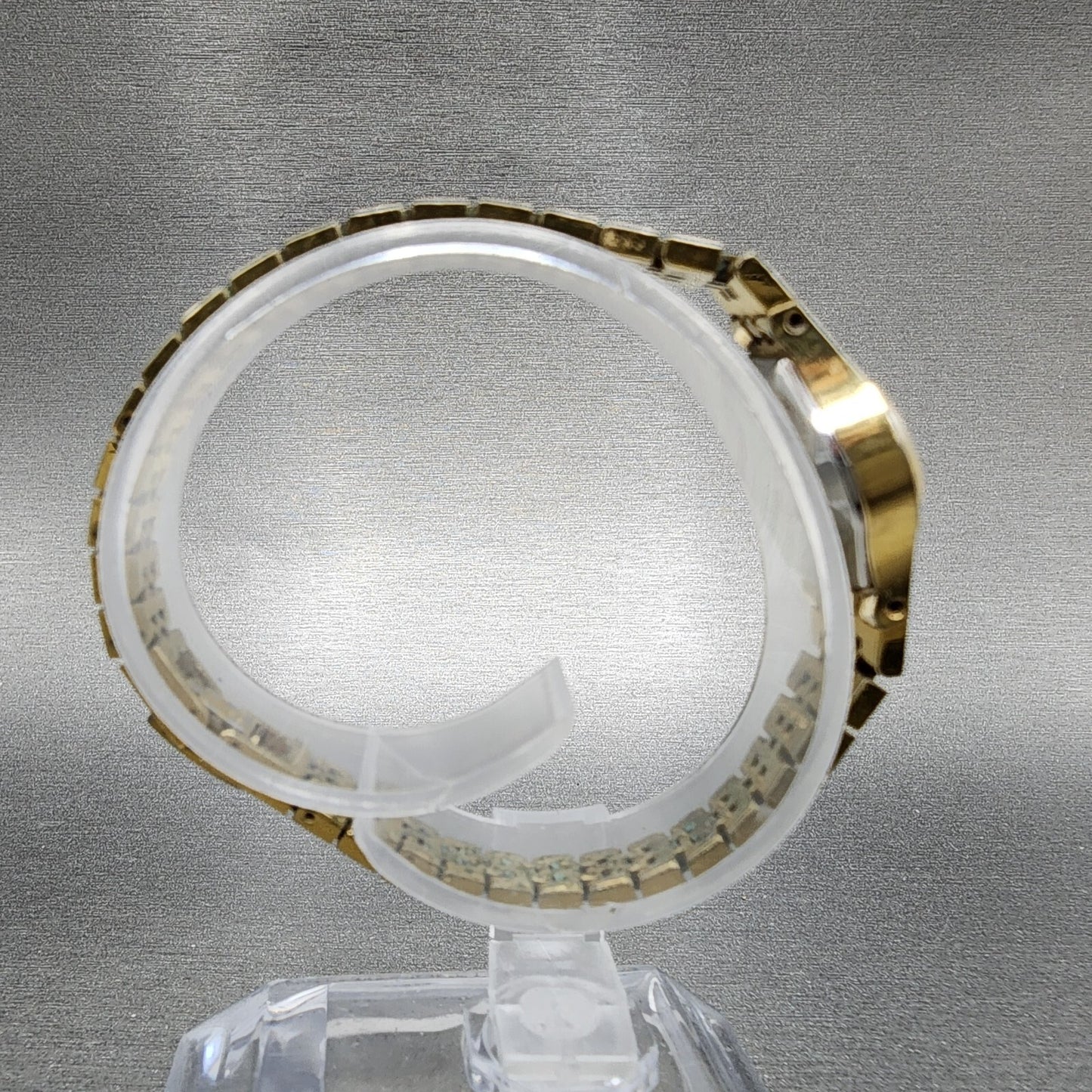 Seiko Watch Women 17mm Gold Dial Gold Tone Oval 14007389 New Battery Vintage A18