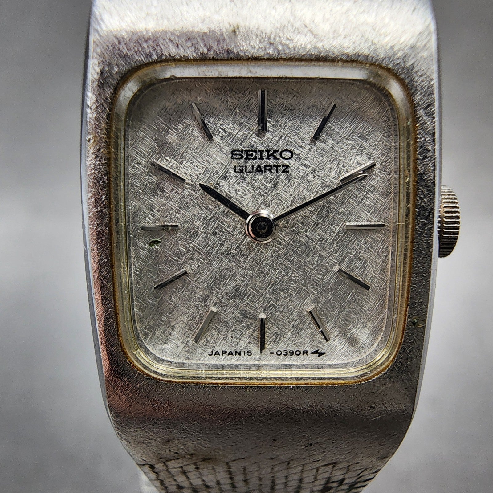 Seiko Tank Watch Women 16mm Silver Dial Silver Tone Rectangle 163269 New Batt1