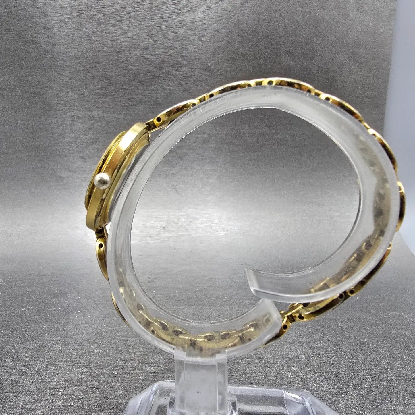 Gucci 11/12.2 Watch Women 26mm White Dial Gold Tone Round New Battery NO Bezel6