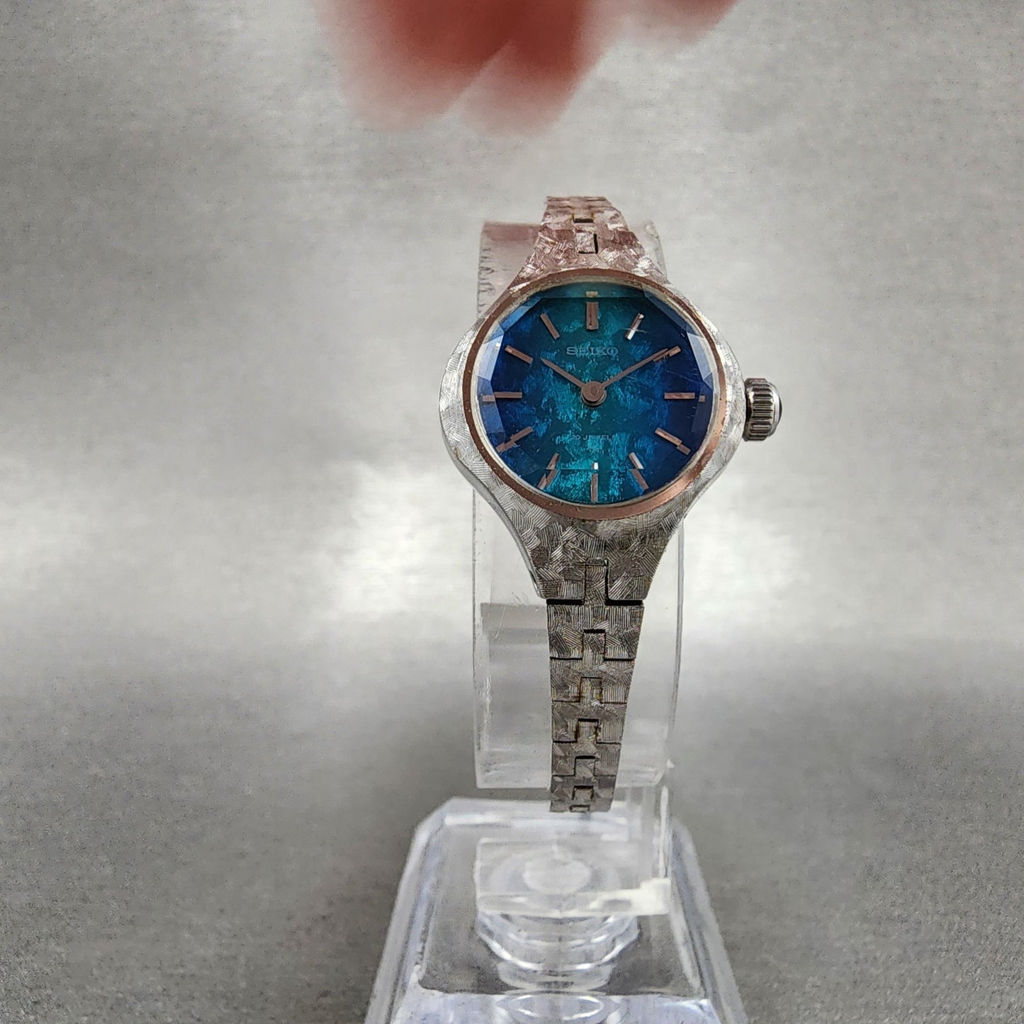 Seiko Watch Women 21mm Blue Dial Silver Tone Round 170830 Manual Runs5