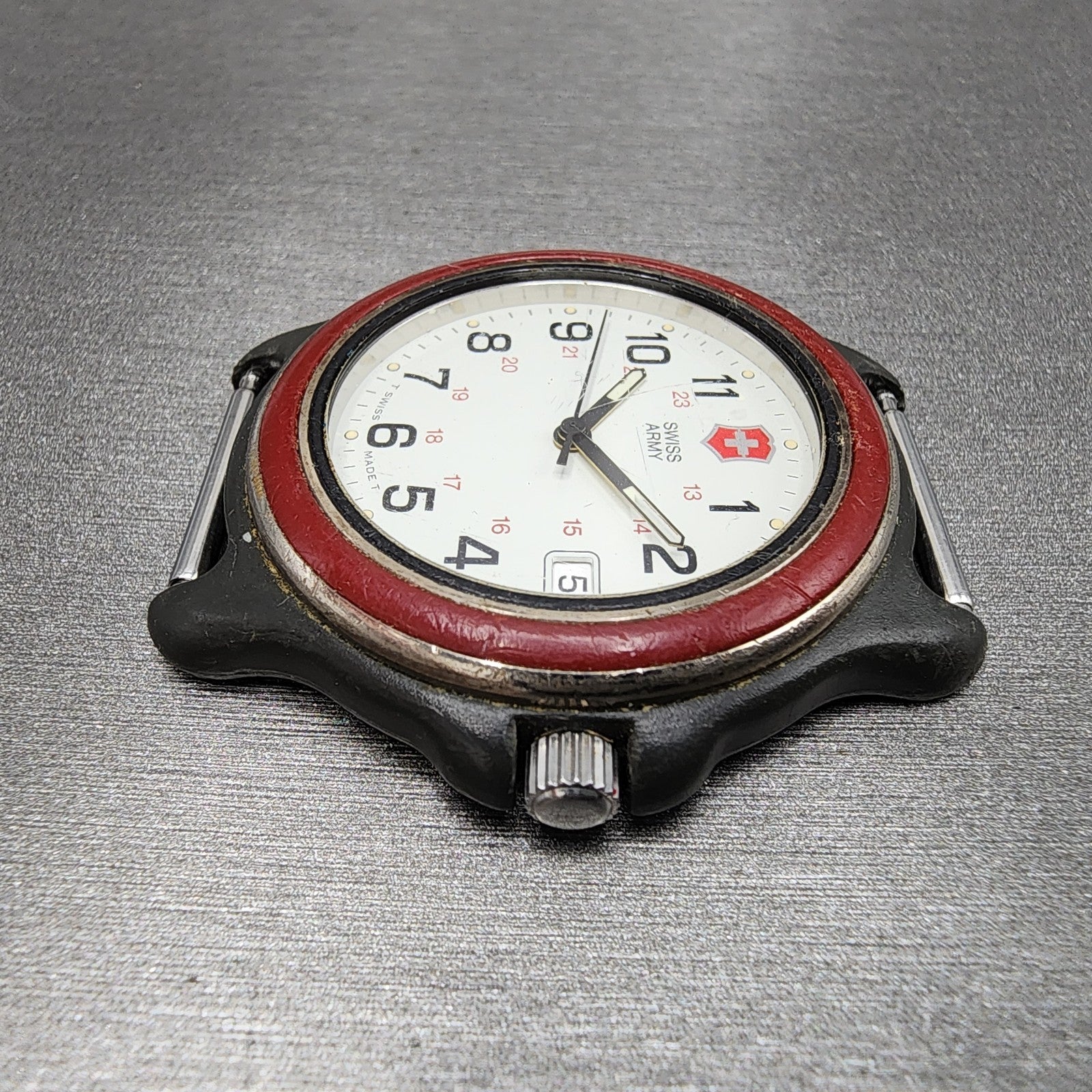 Victorinox Swiss Army Watch Men 39mm White Dial Black Tone Date Round New Batt5