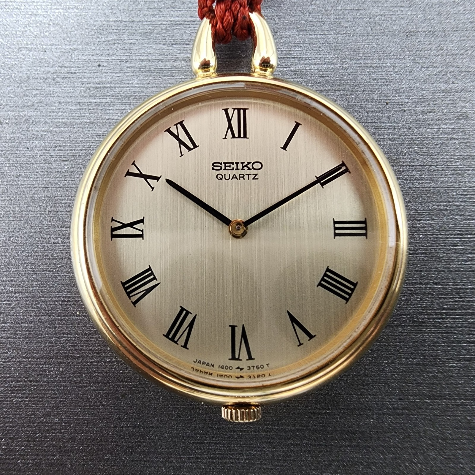 Seiko Pocket Watch Women 27mm Champagne Dial Gold Tone 14000800 New Battery1