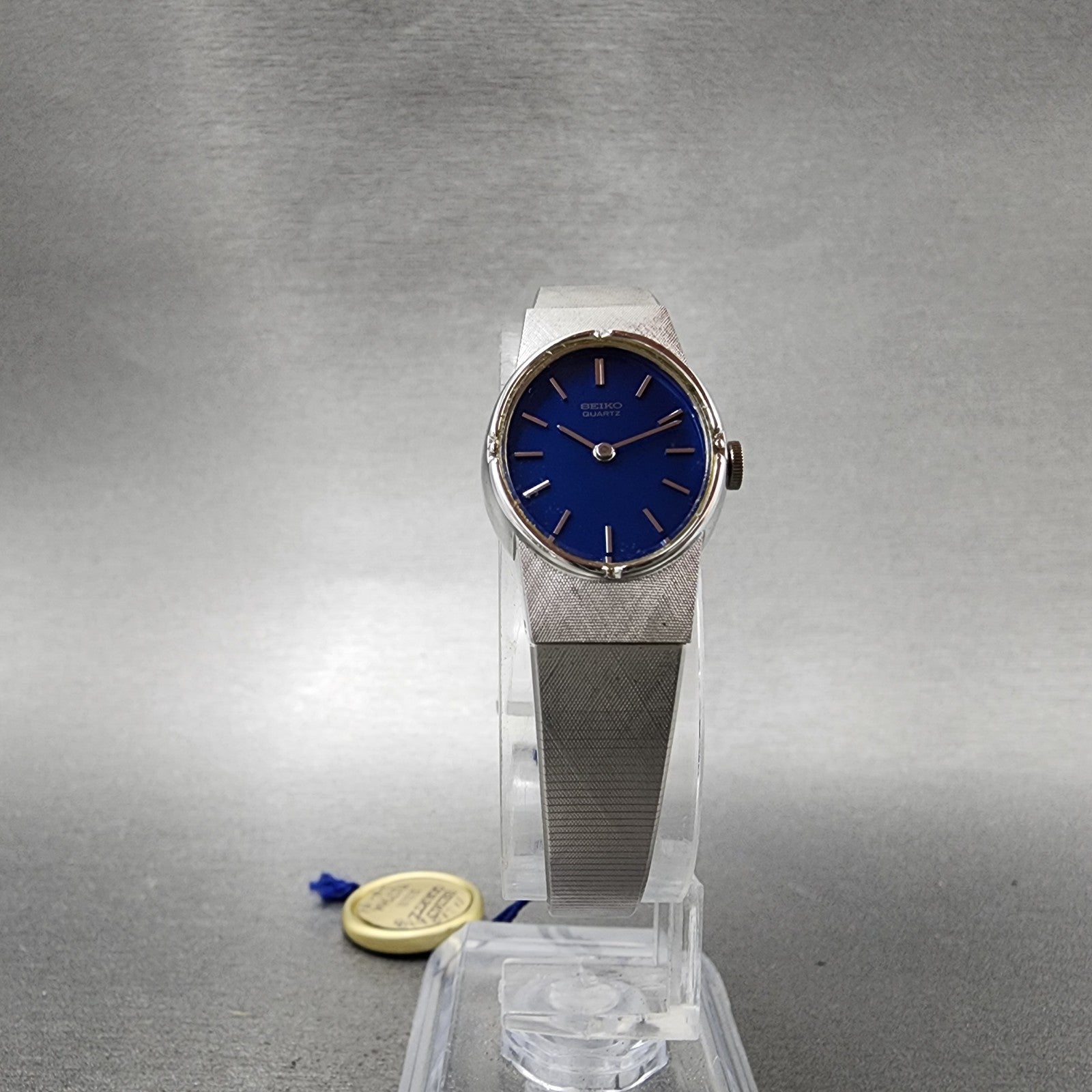 Seiko Watch Women 18mm Blue dial Silver Tone Oval Vintage 165209 New Battery5