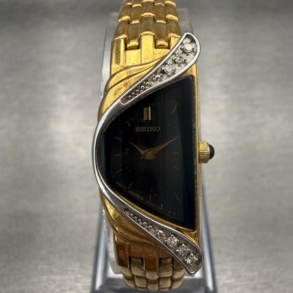 Seiko Half Moon Watch Women 14mm Black Dial Gold Tone Diamond 2E20-7309 New Batt0