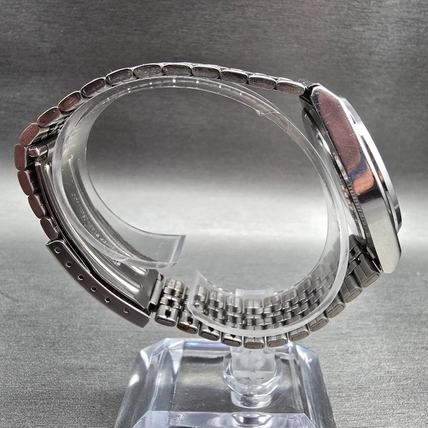 Seiko Alba Watch Men 35mm Silver Dial Silver Tone Daydate Y143-8280 New Battery8