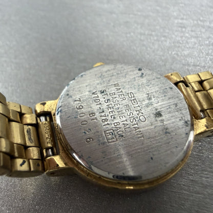 Seiko Watch Women 24mm Red Dial Gold Tone Round Vintage V701-1781 New Battery9