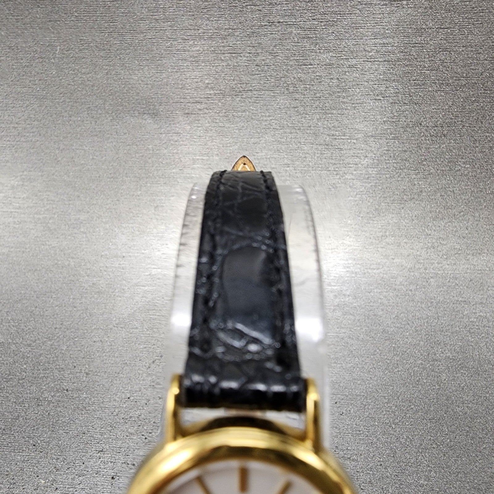 Seiko Watch Women 21mm White Dial Gold Tone Round 1n000d40 New Battery4
