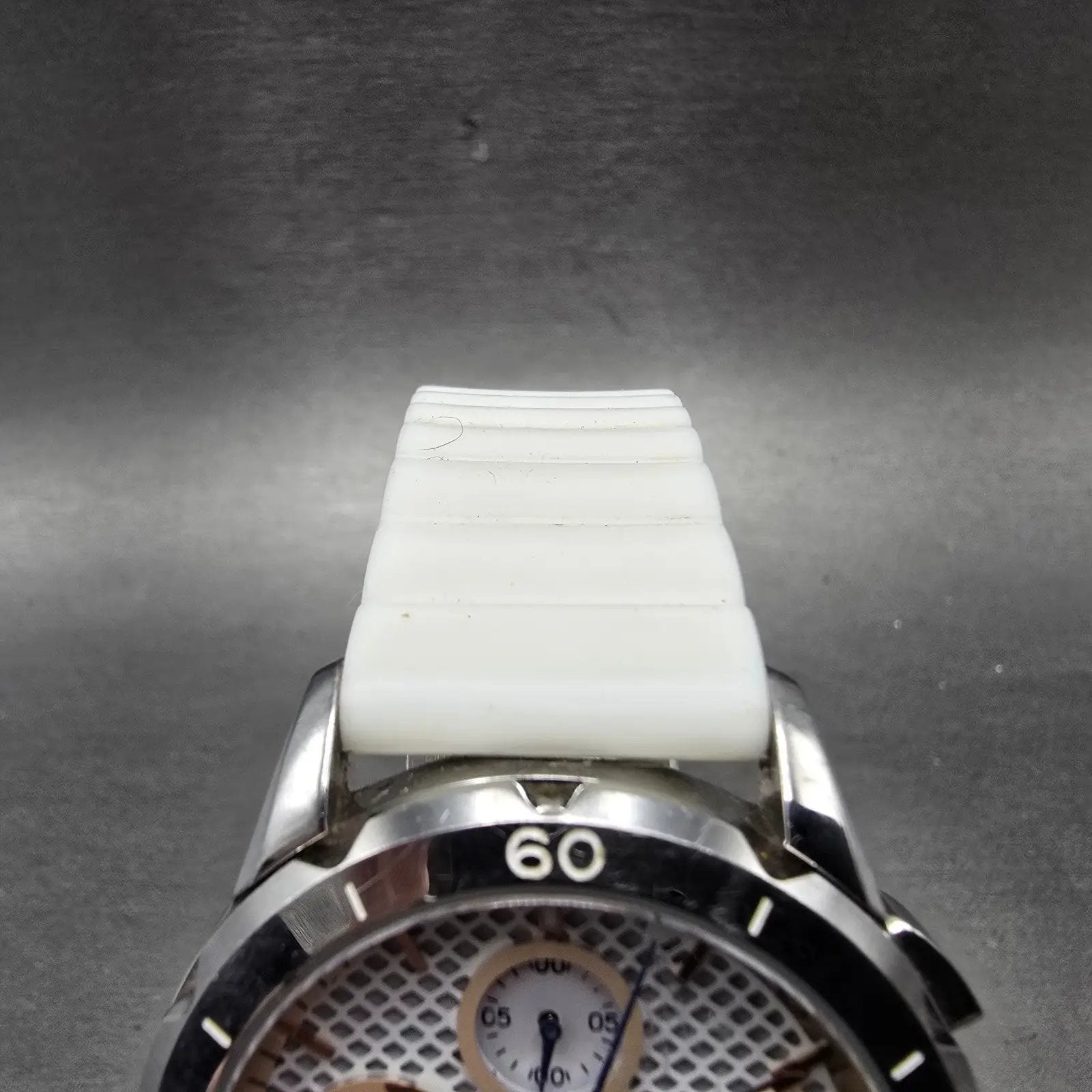 Fossil Chronograph Watch Women 39mm White Dial Silver Tone Date ES4024 New Batt4