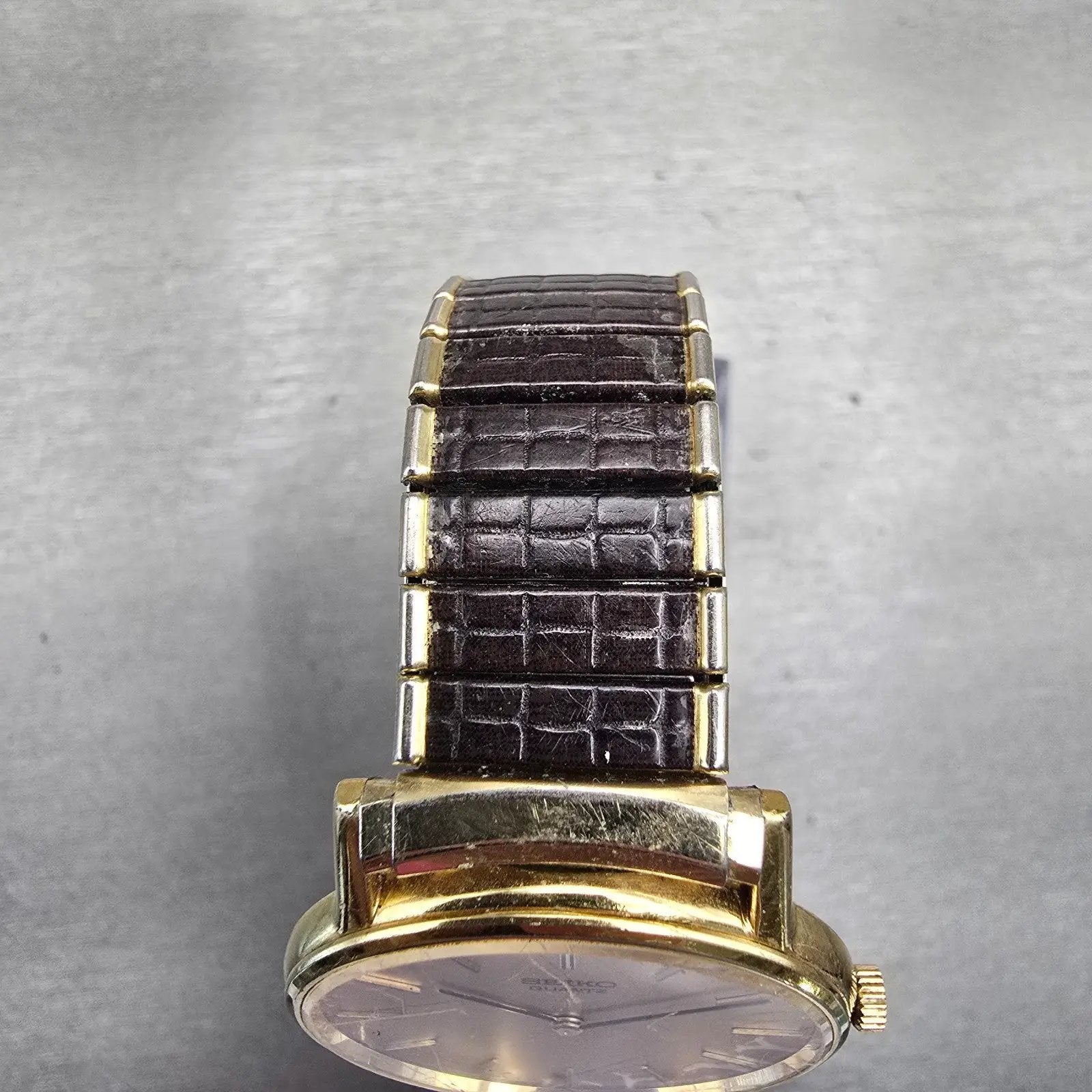 Seiko Watch Men 33mm Champagne Dial Gold Tone Round 2620-0139 New Battery VTG4