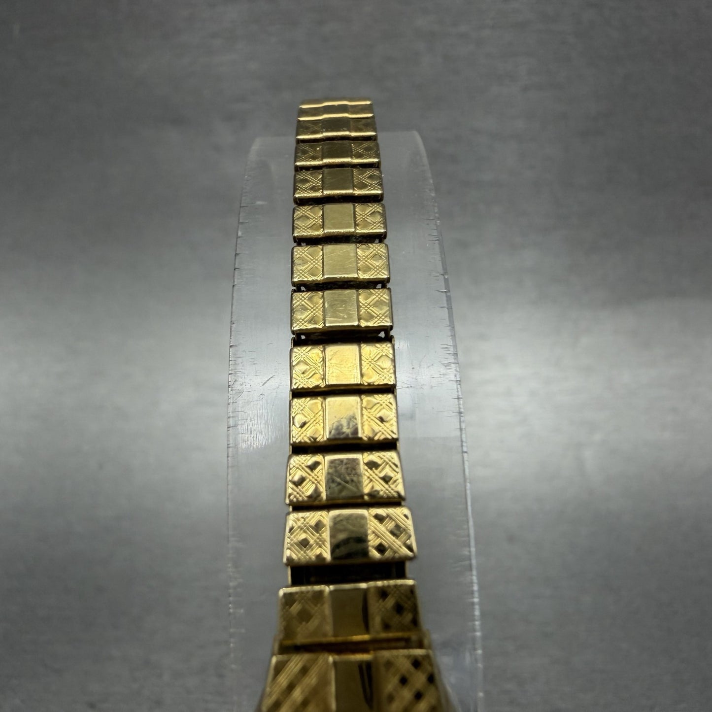 Citizen Watch Women 17mm Champagne Dial Gold Tone 5920S62446 New Battery4