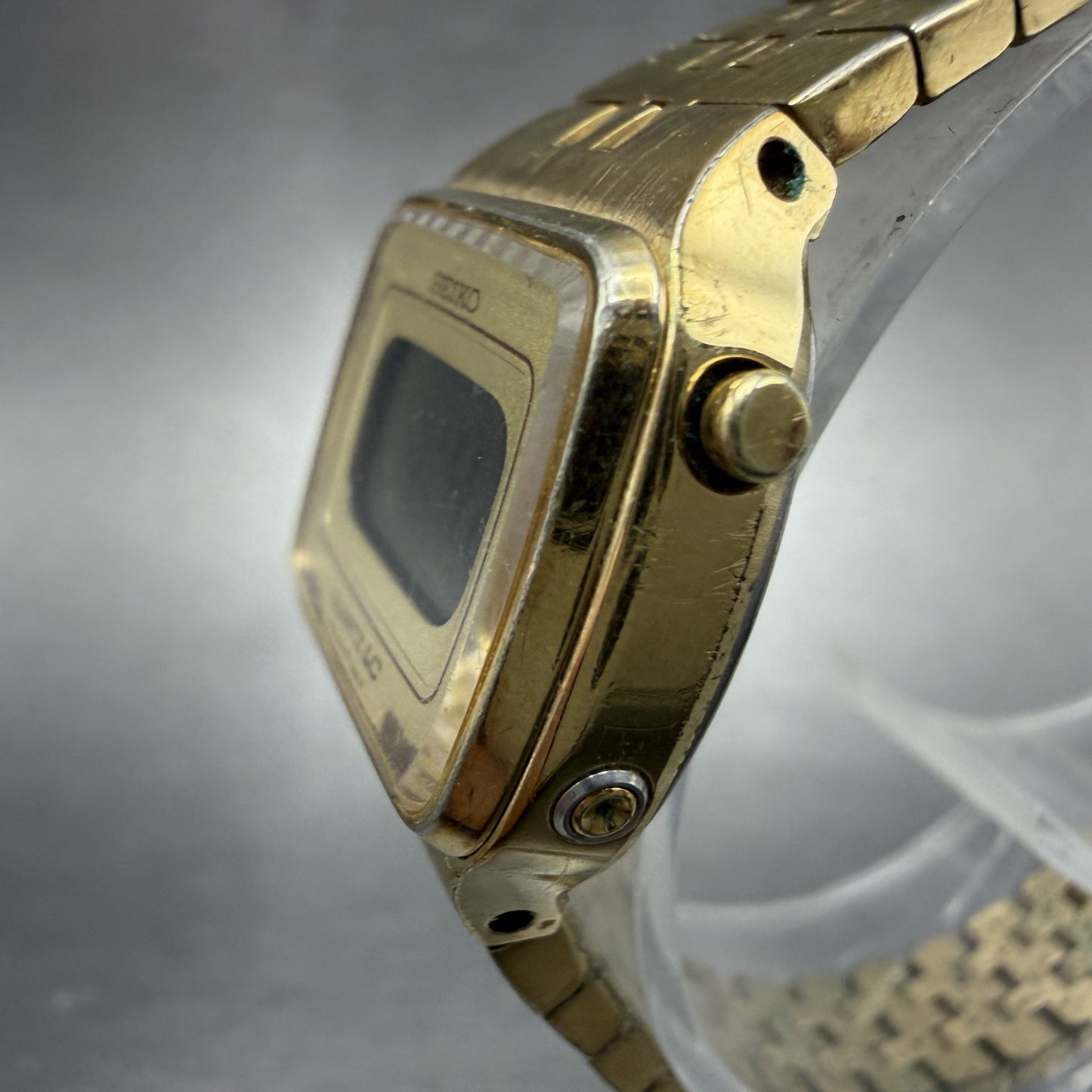 Seiko Digital Watch Women 23mm Gold Tone Month Date L012-4009 New Battery2