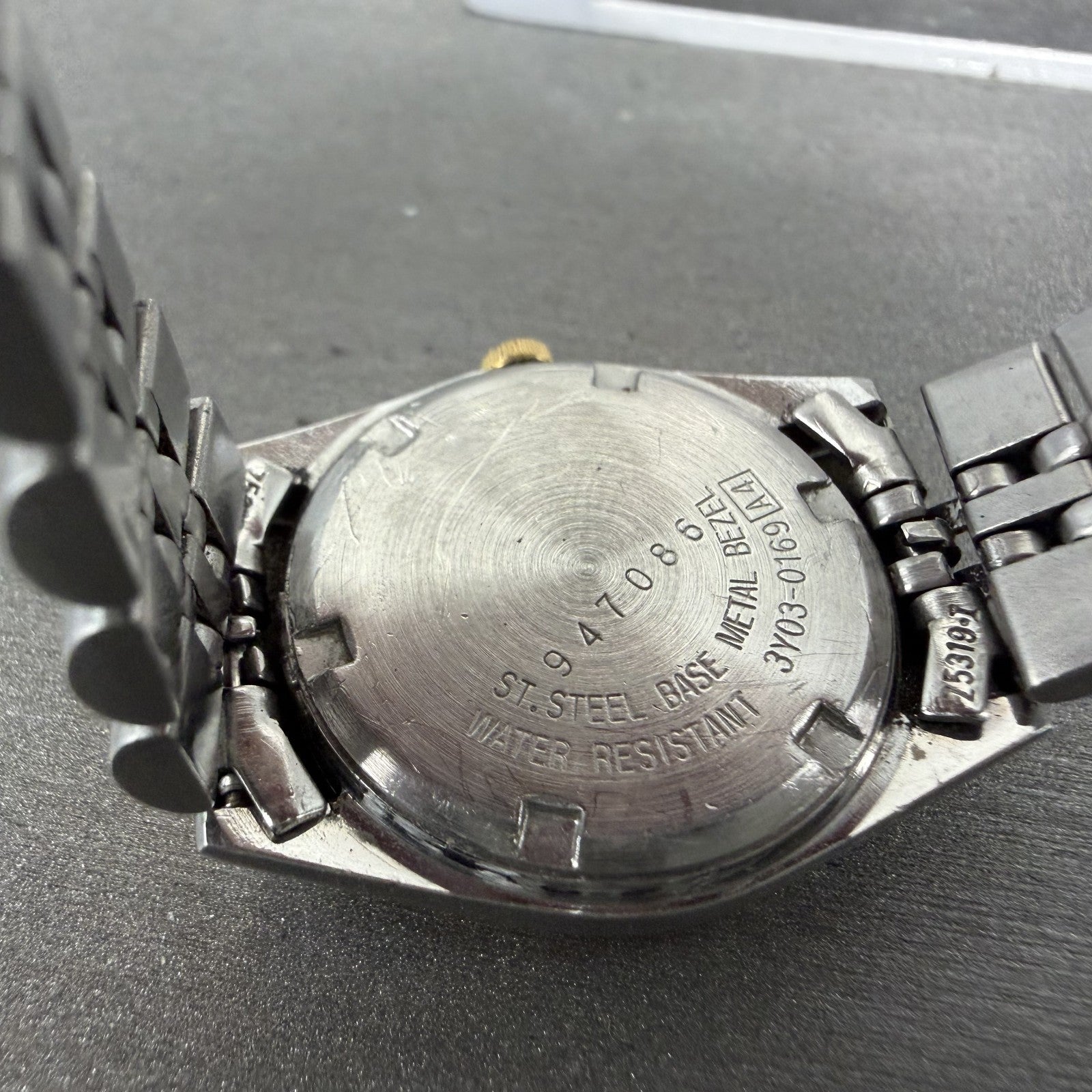Seiko SQ Watch Women 24mm Blue Dial Two Tone Daydate Round New Battery ABACDAB9