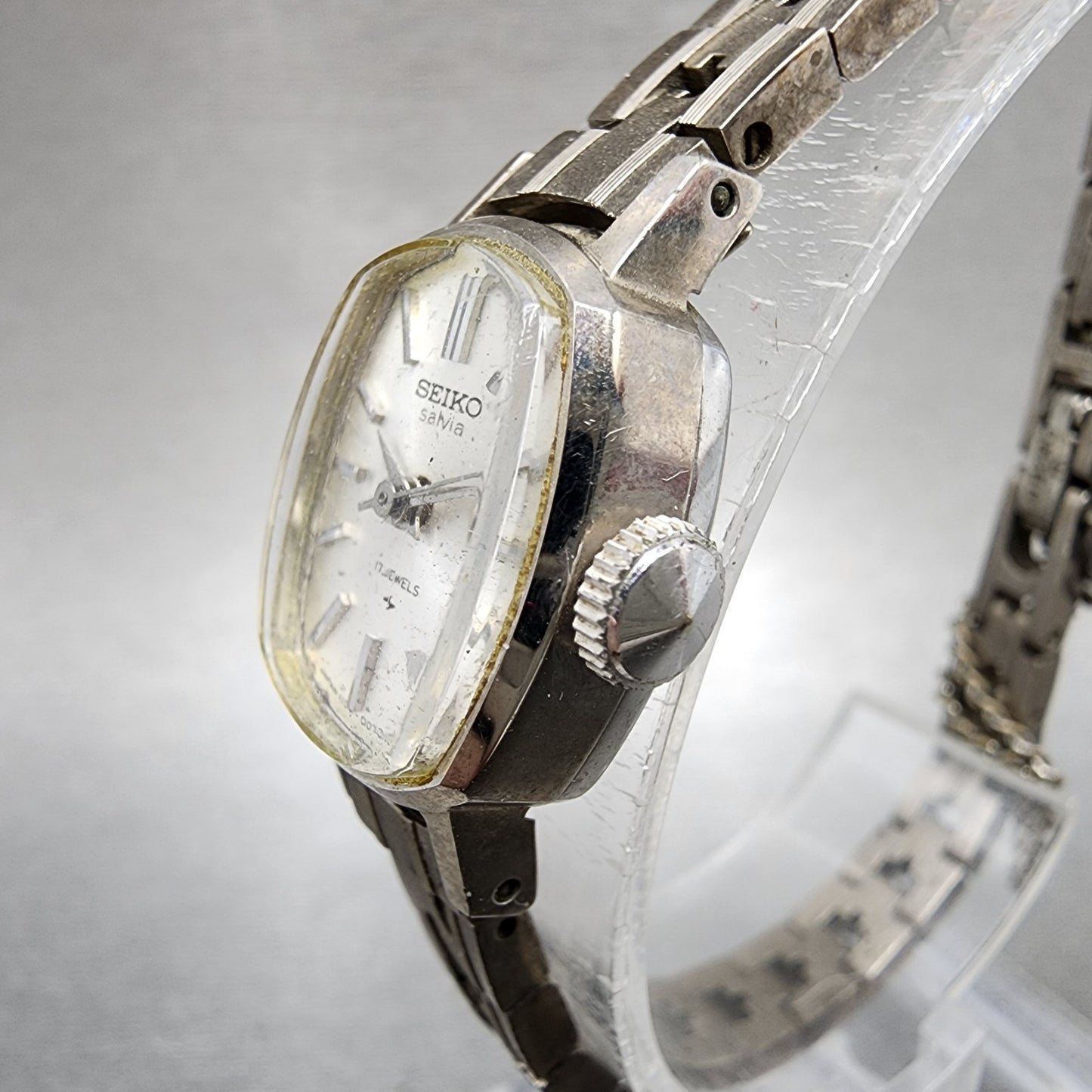 Seiko Salvia Watch Women 15mm Silver Dial Silver Tone Manual 11043030 Runs2