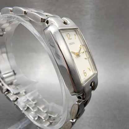 Seiko Vivace Tank Watch Women 19mm White Dial Two Tone 4n015099 New Battery3